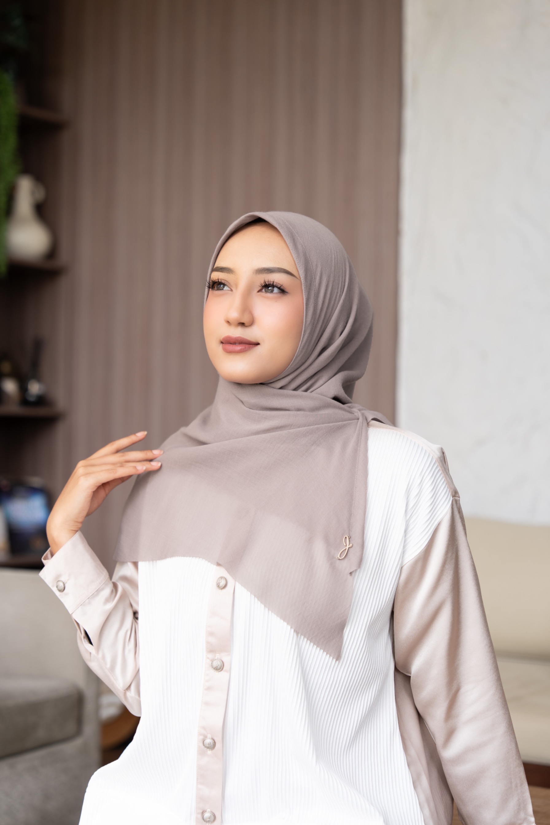 Bergo voal taupe 