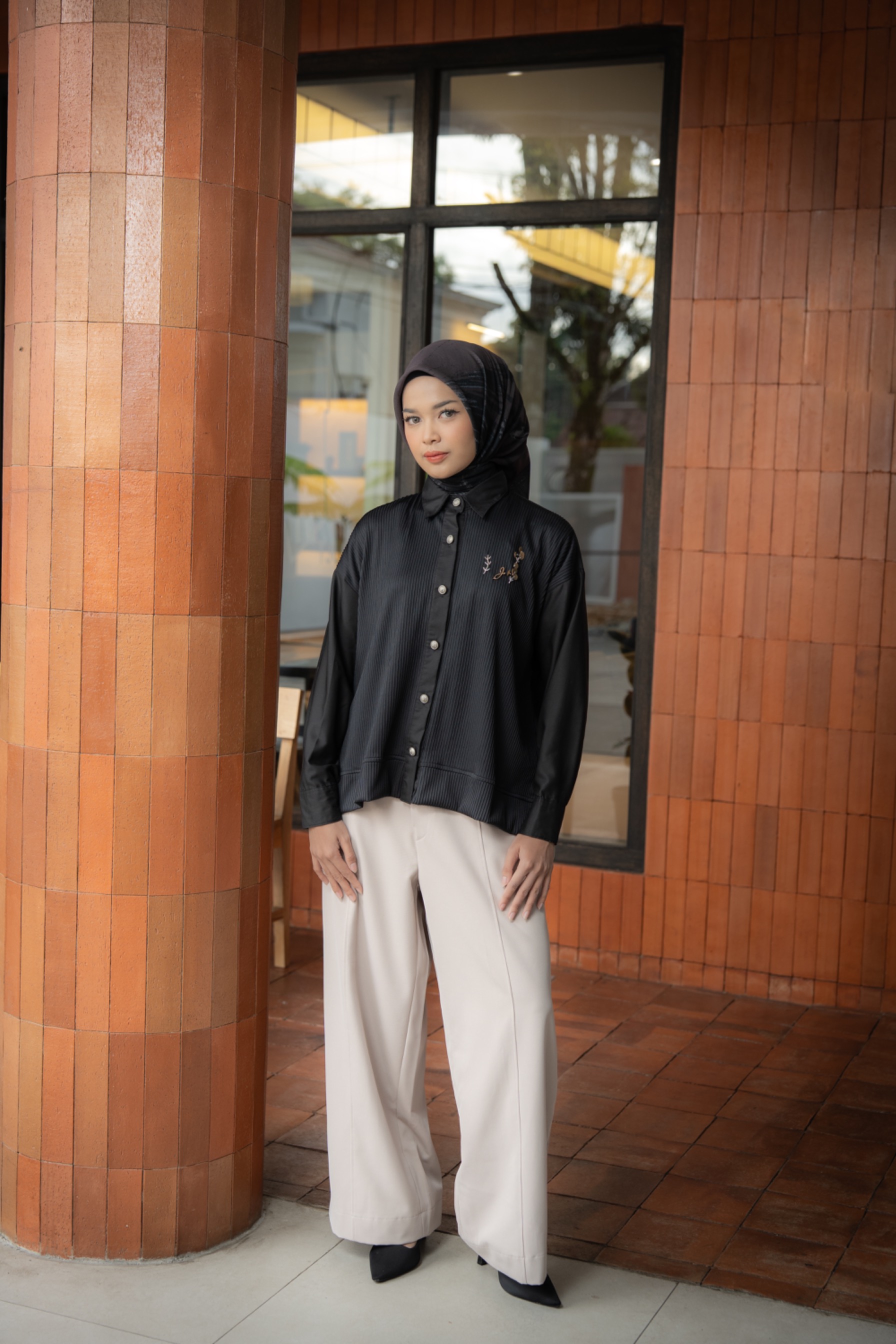 Seinara Top Charcoal