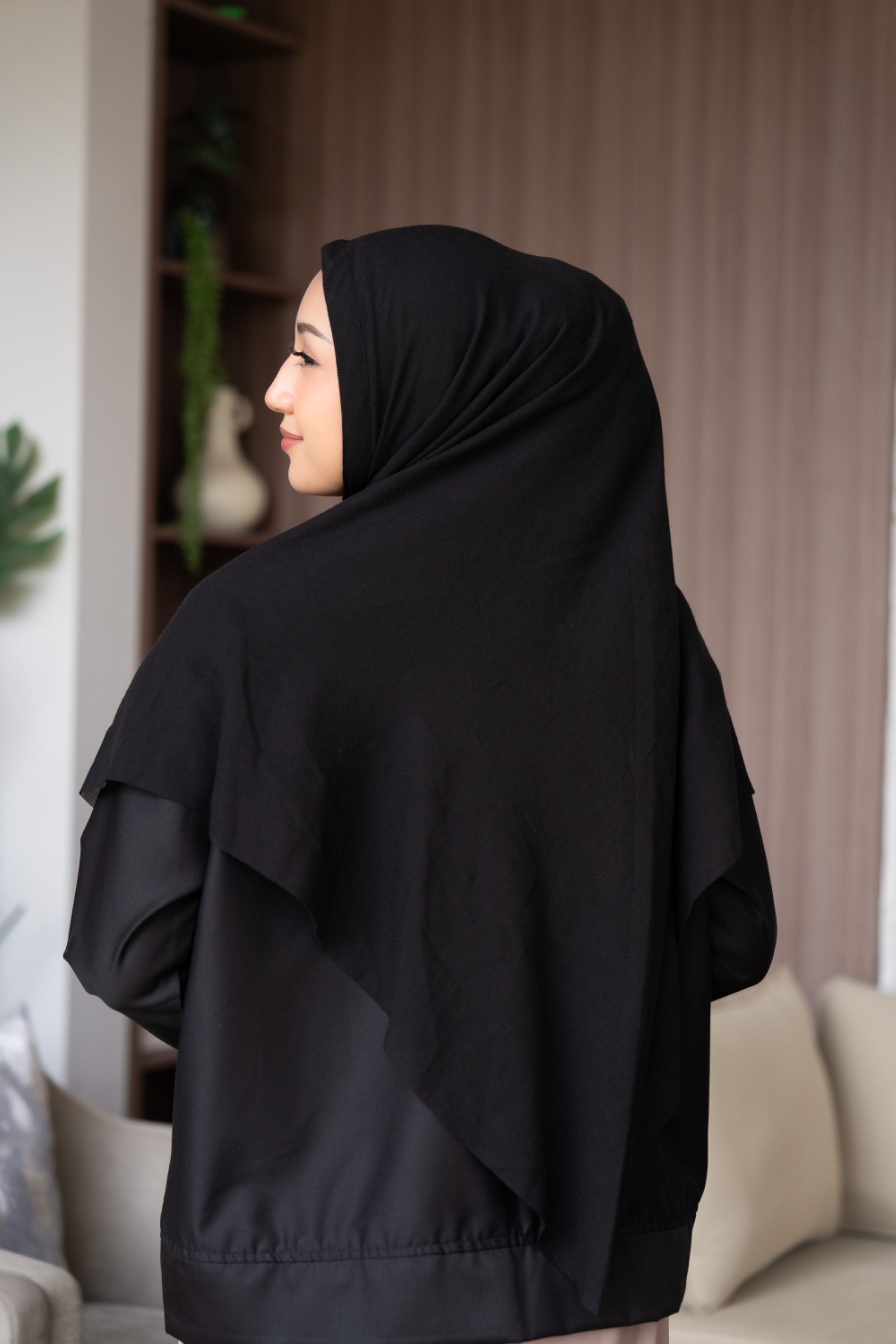 Bergo voal syar'i black 
