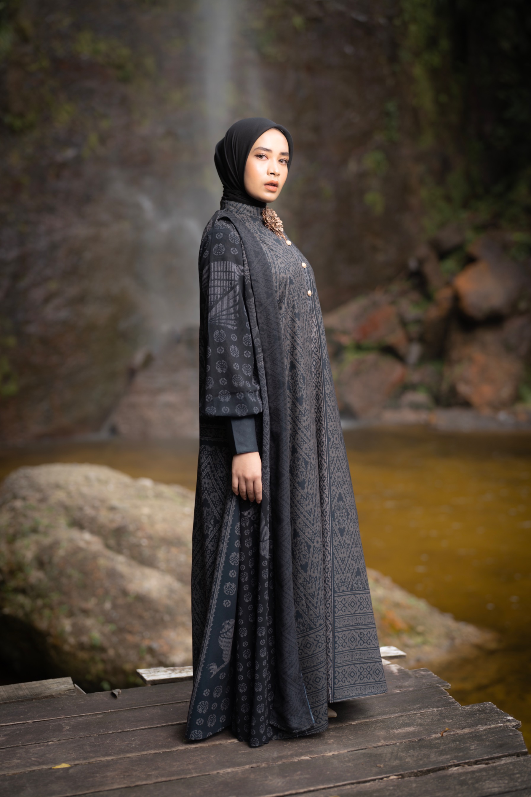 Alang Dress Arang 