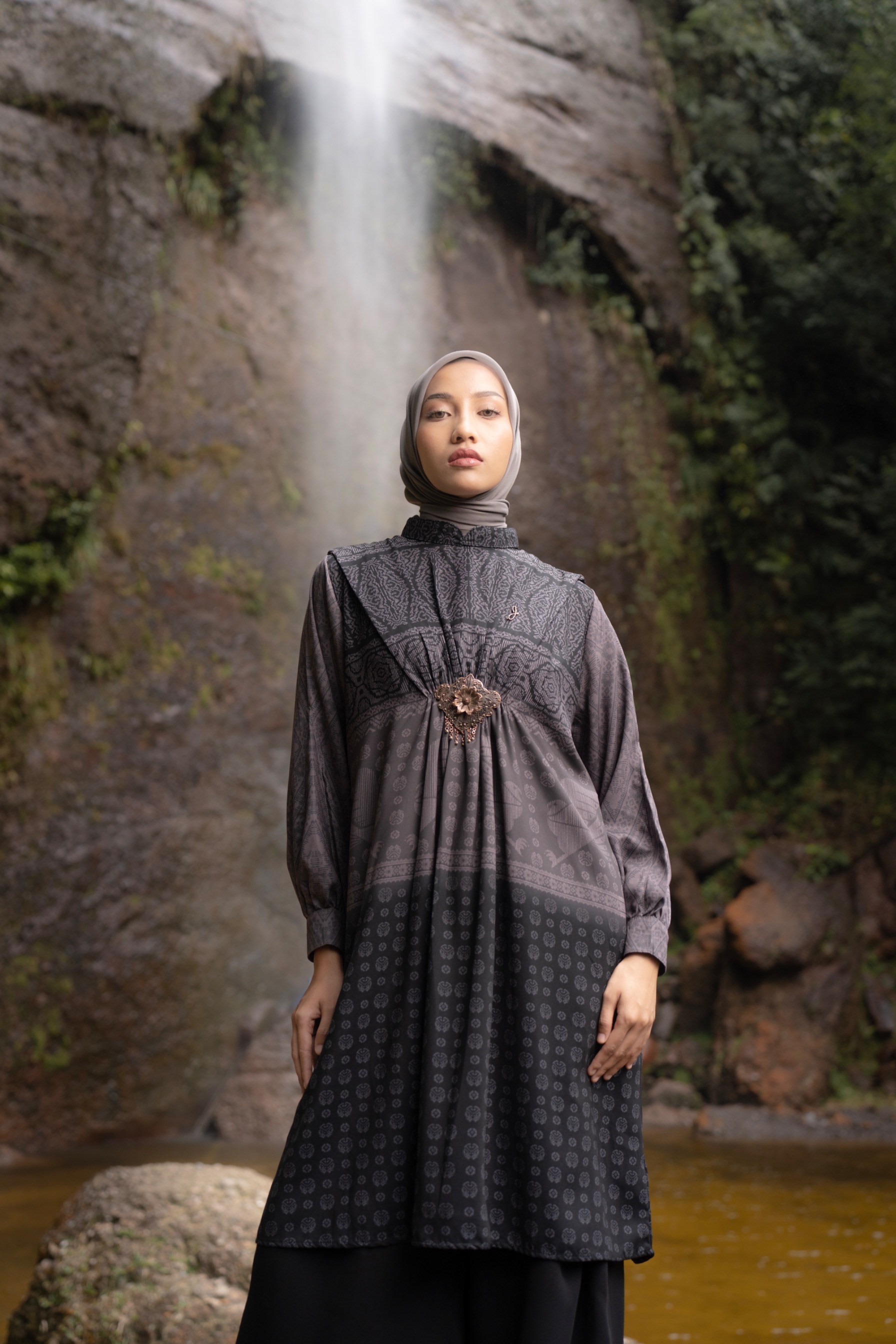Alang Tunic Arang 