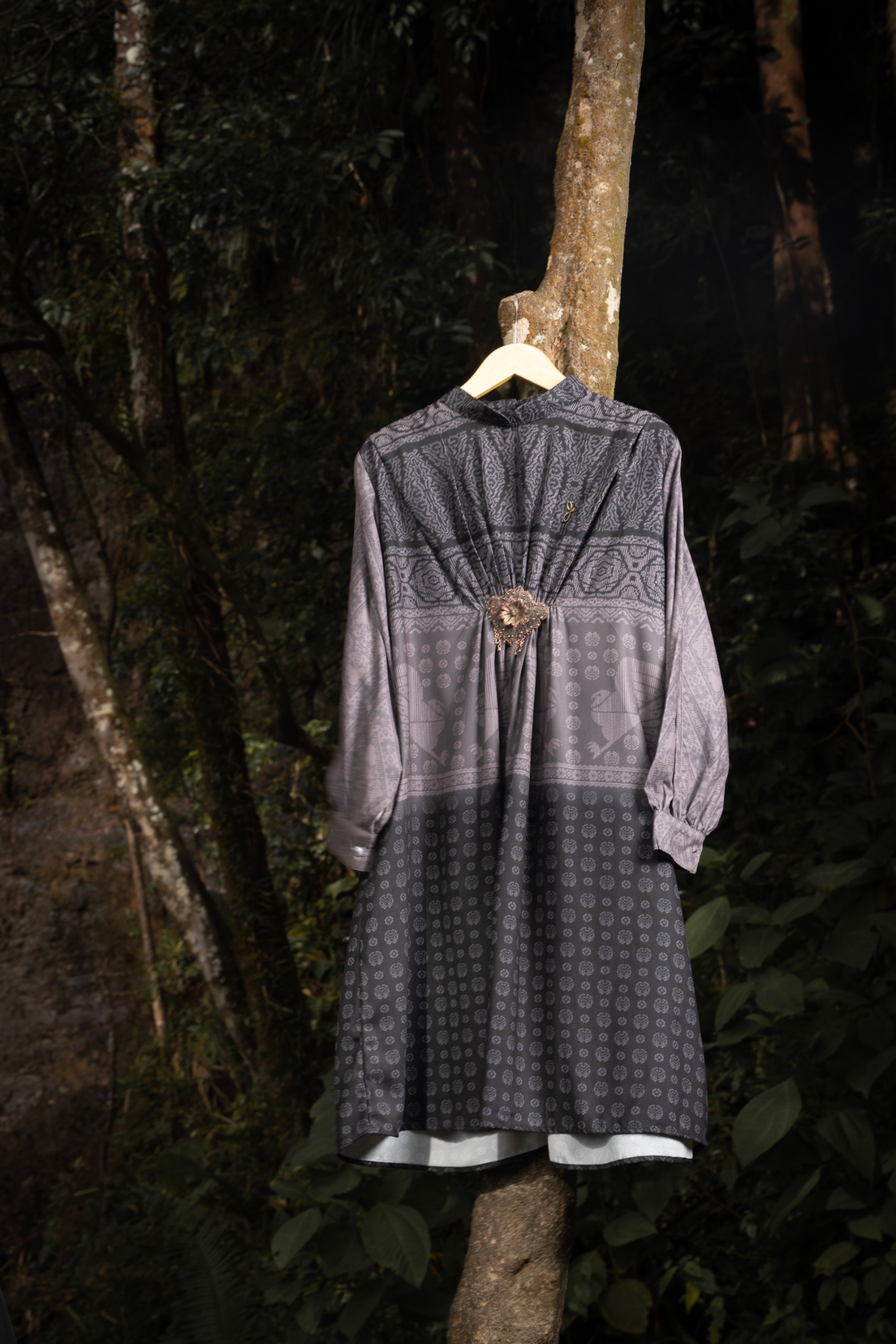 Alang Tunic Arang 