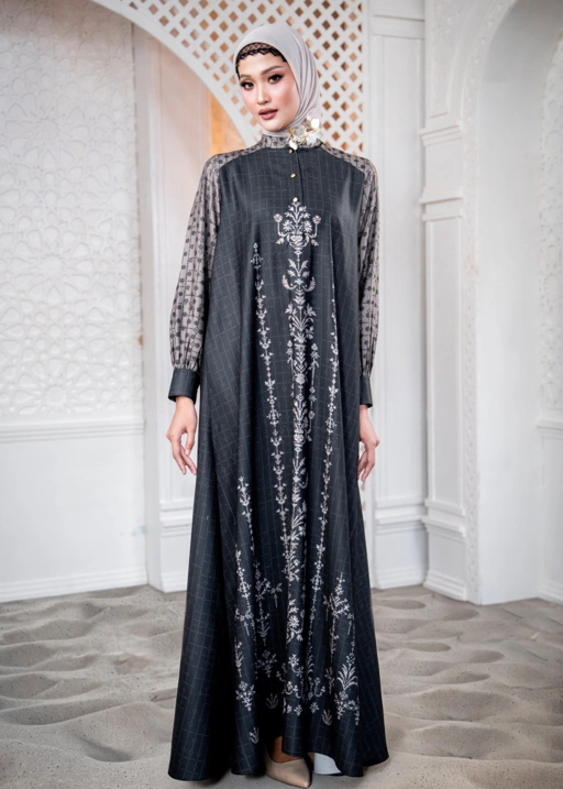 Zaheer Dress Black