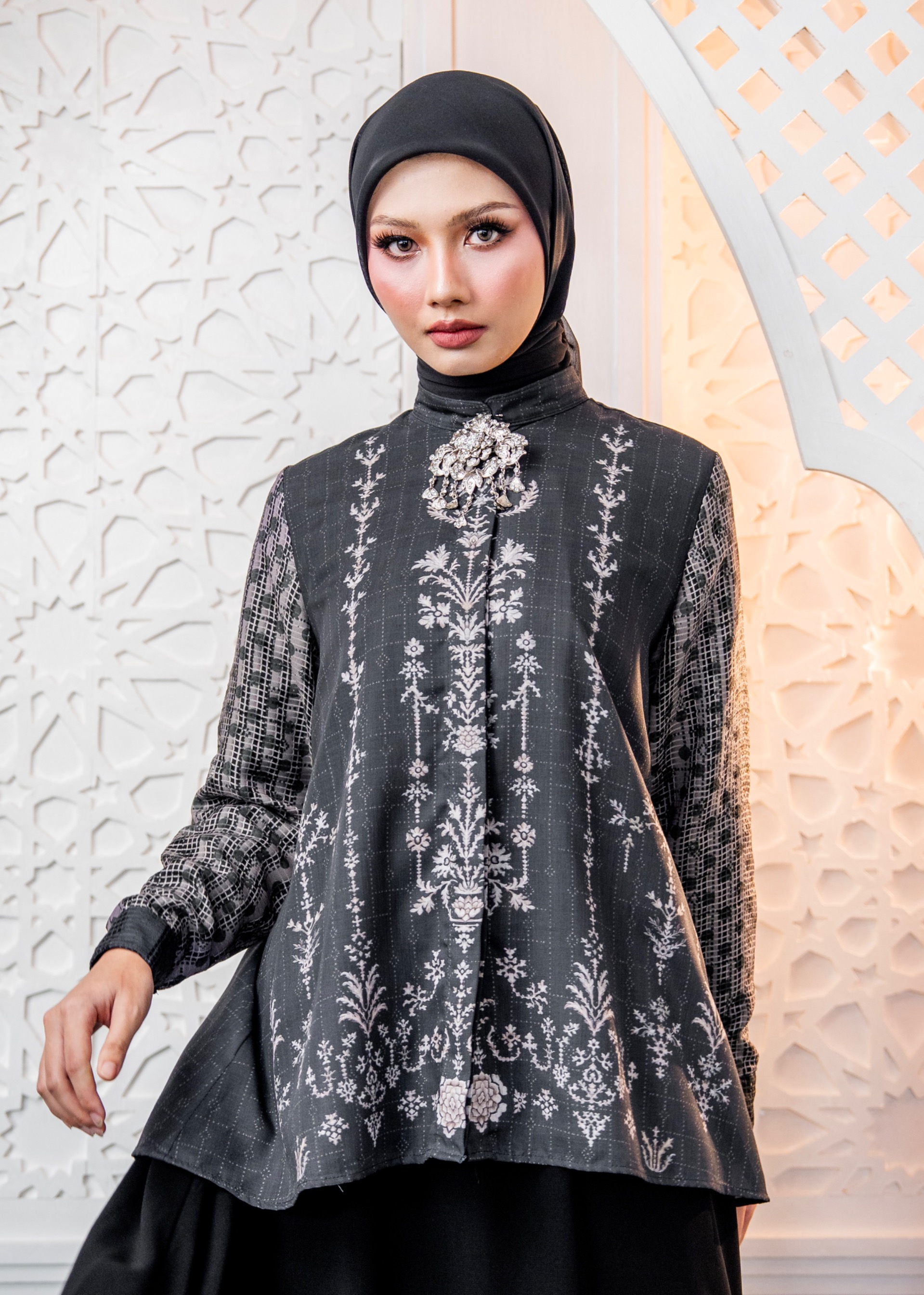 Zaheer Top Black