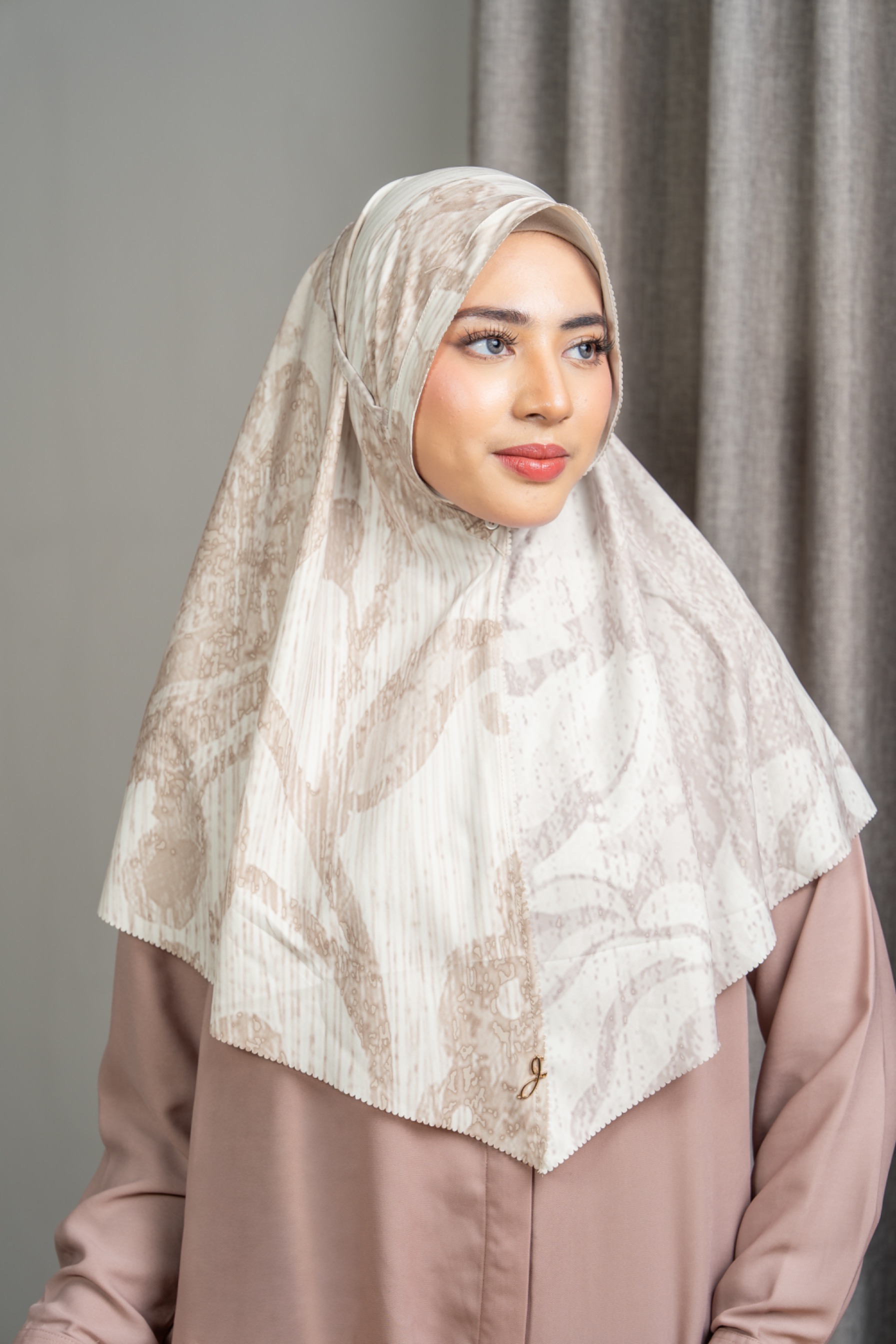 Seinara Bergo Pearl
