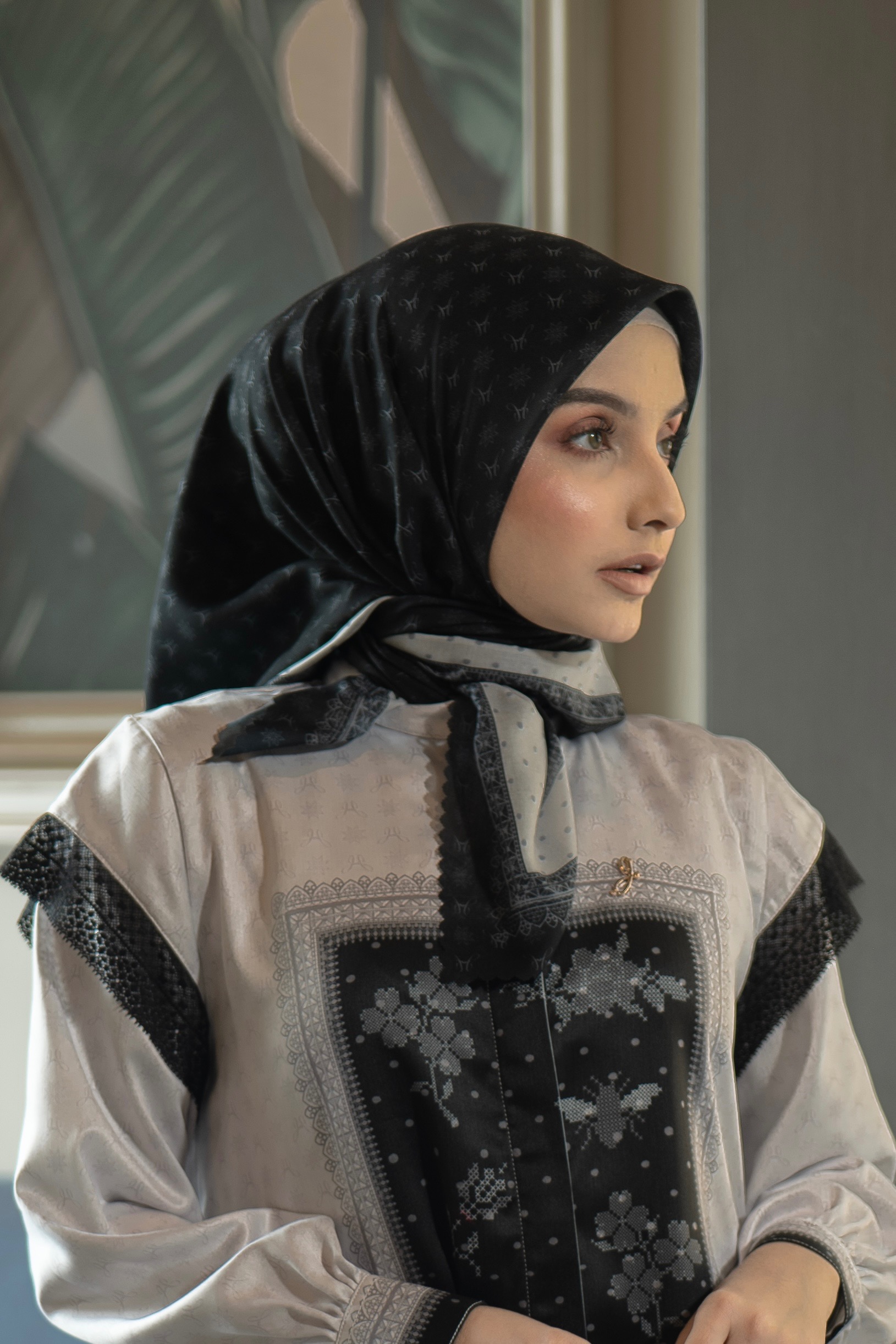 Casa Elena Scarf Black (Hijab)