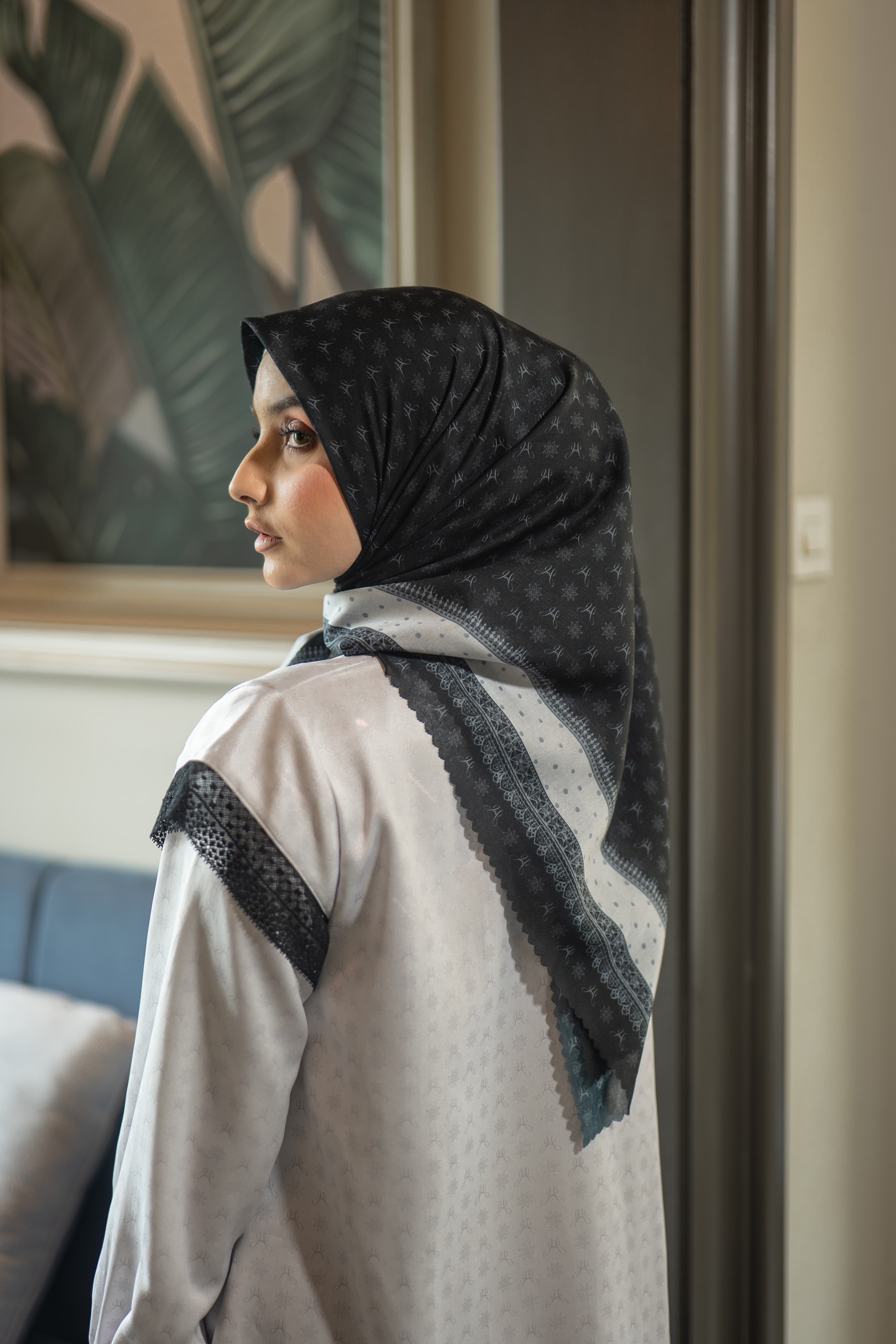 Casa Elena Scarf Black (Hijab)