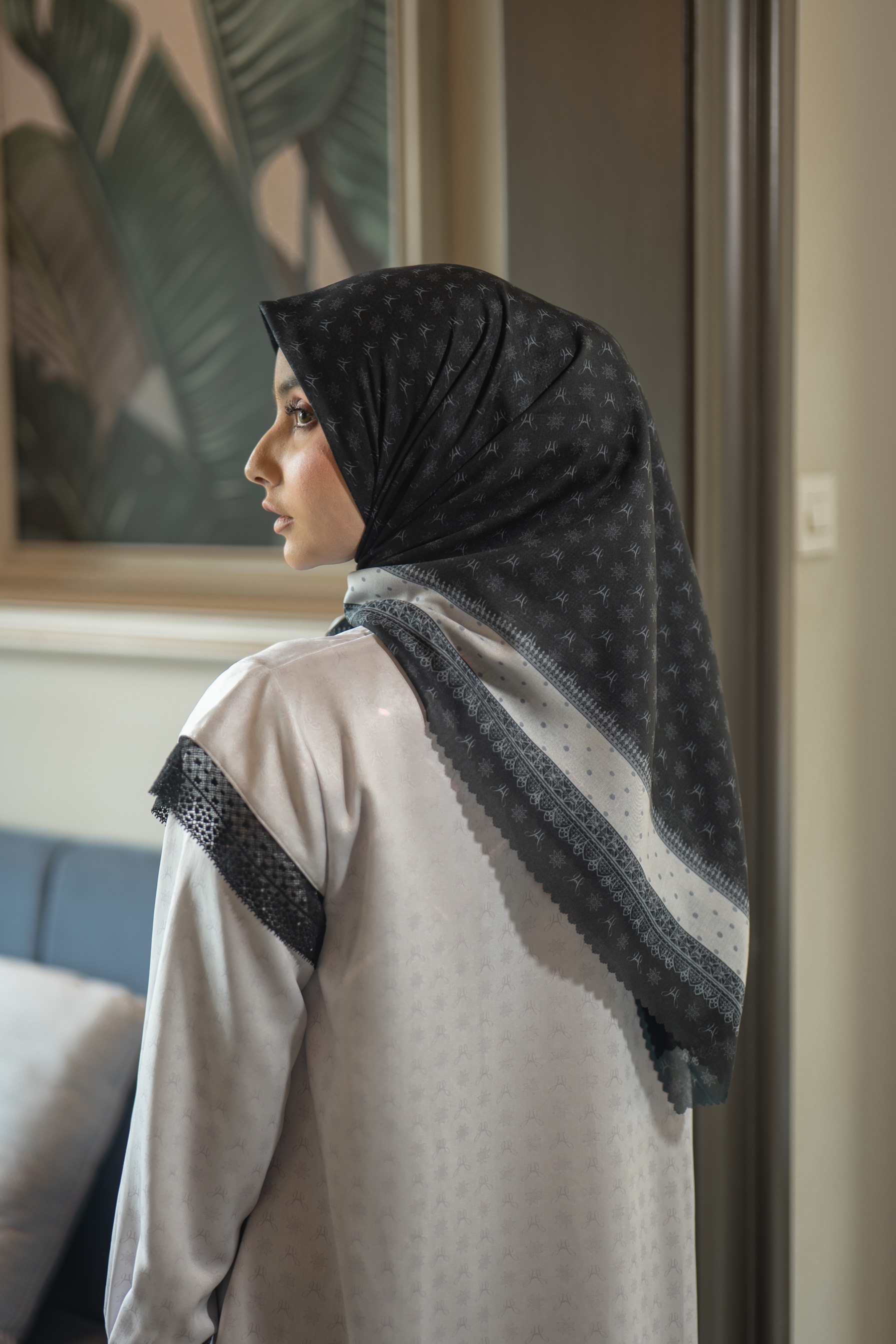 Casa Elena Scarf Black (Hijab)