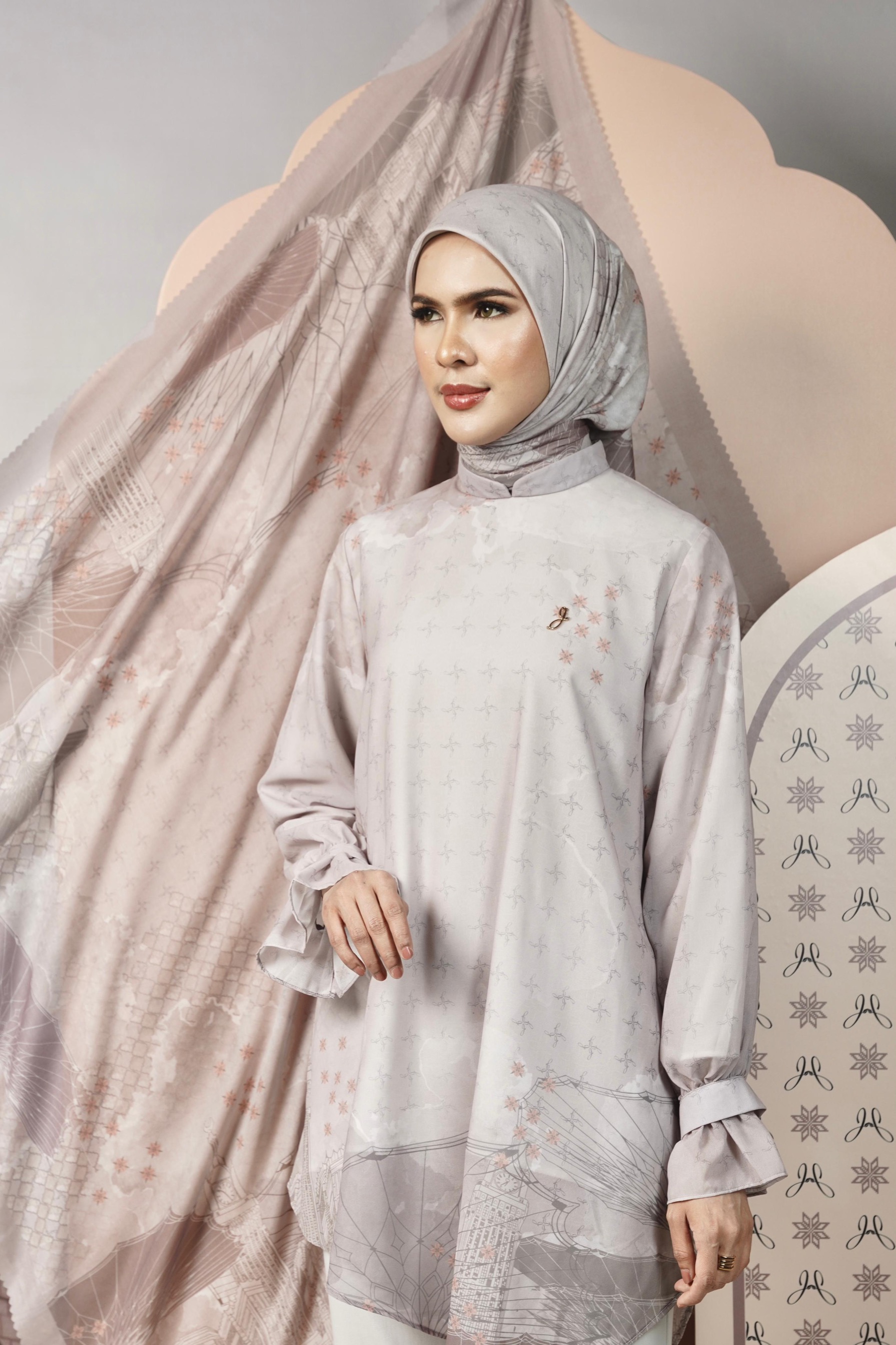 Madinah Scarf Tan