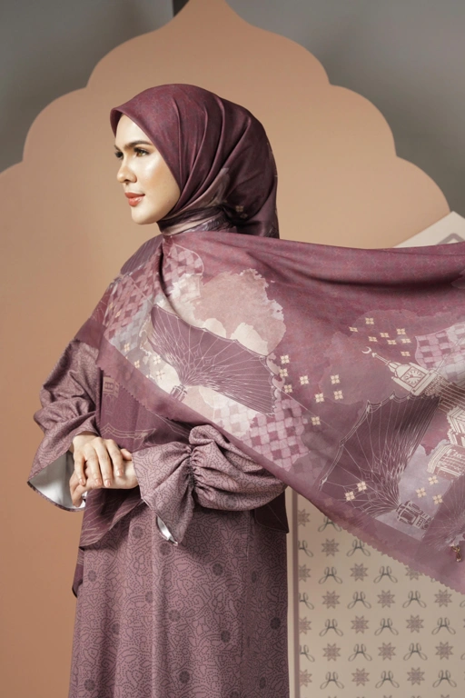 Image of Madinah Dress Maroon