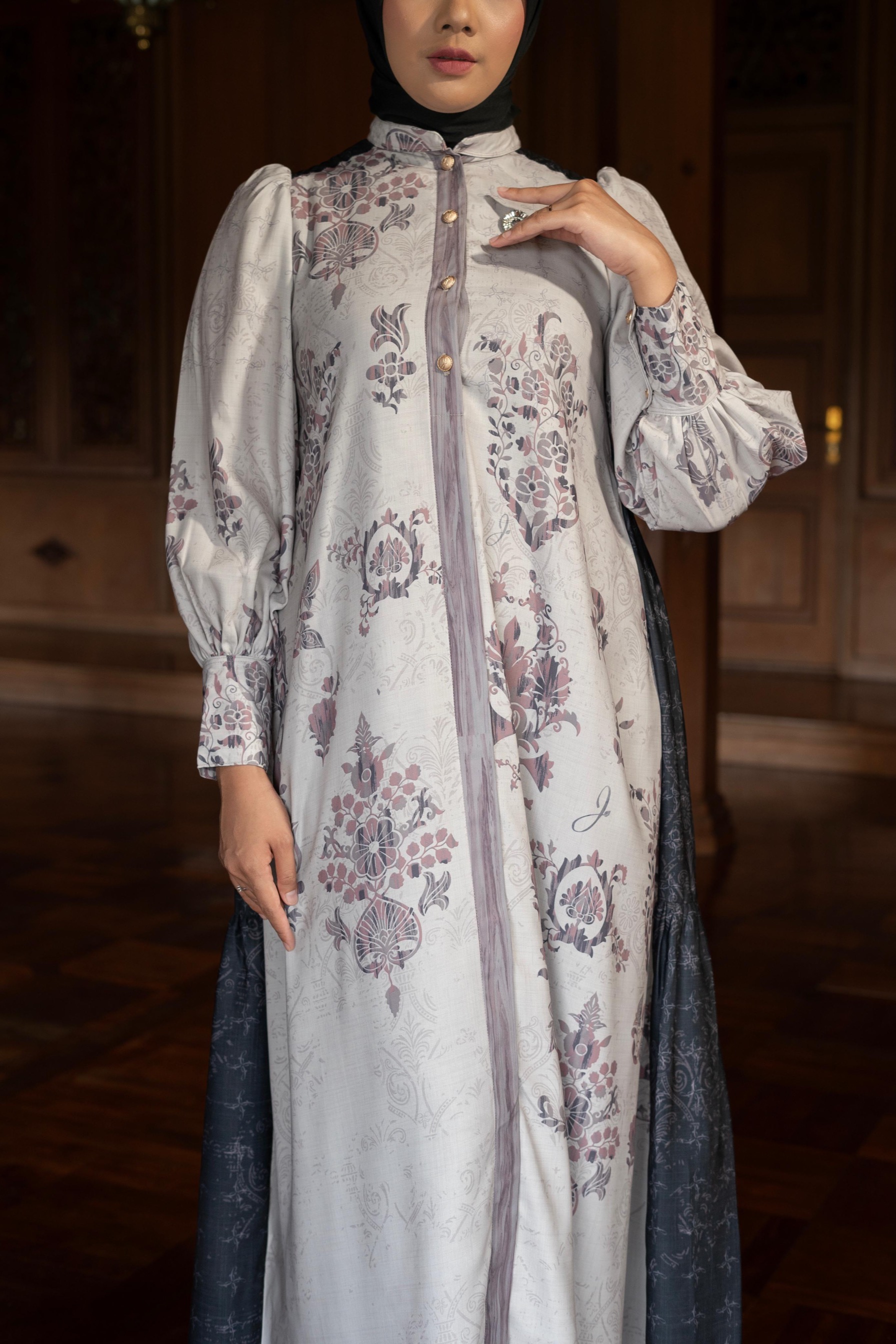 Sikambang Manih Dress Arang 