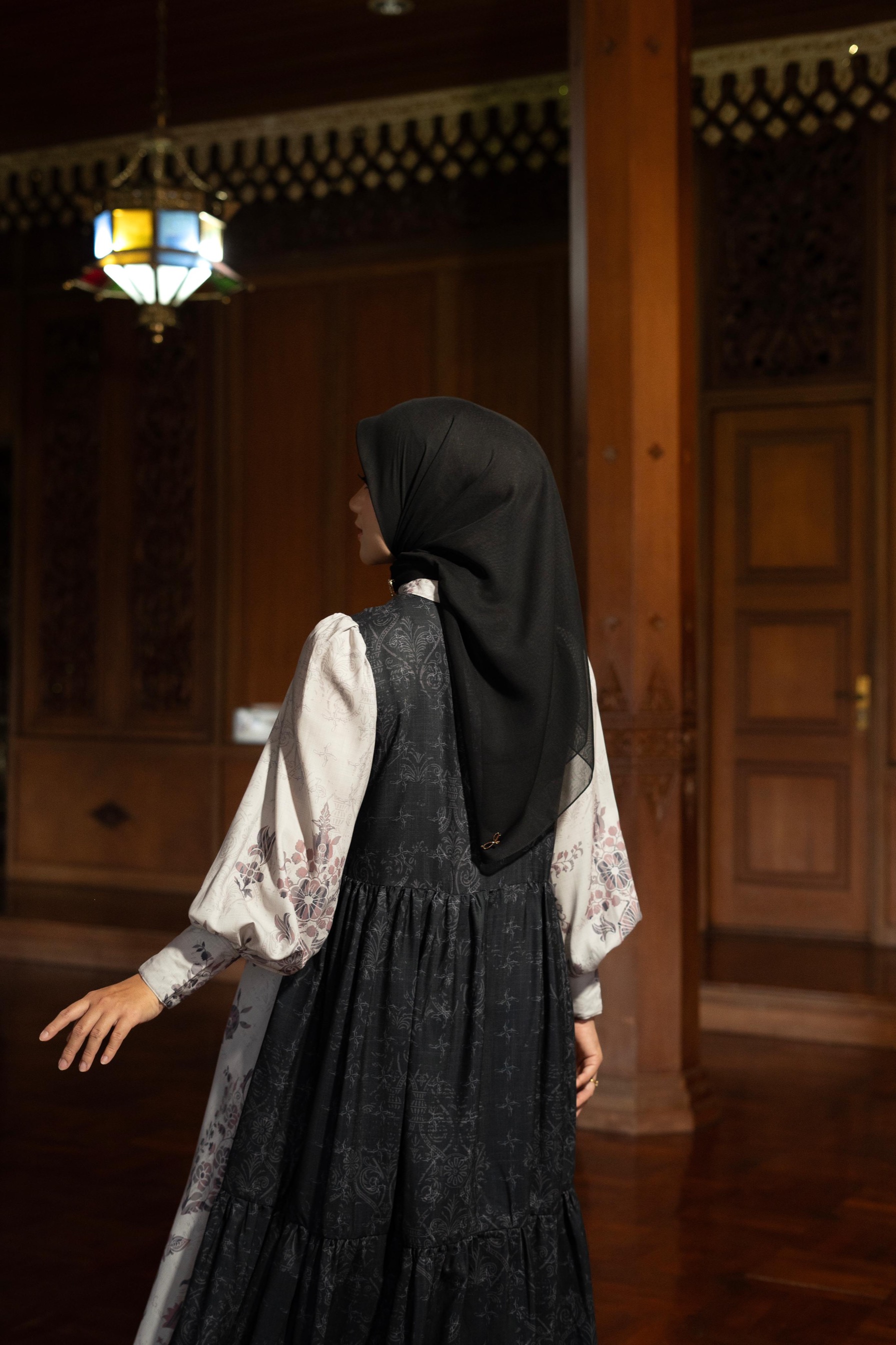 Sikambang Manih Dress Arang 