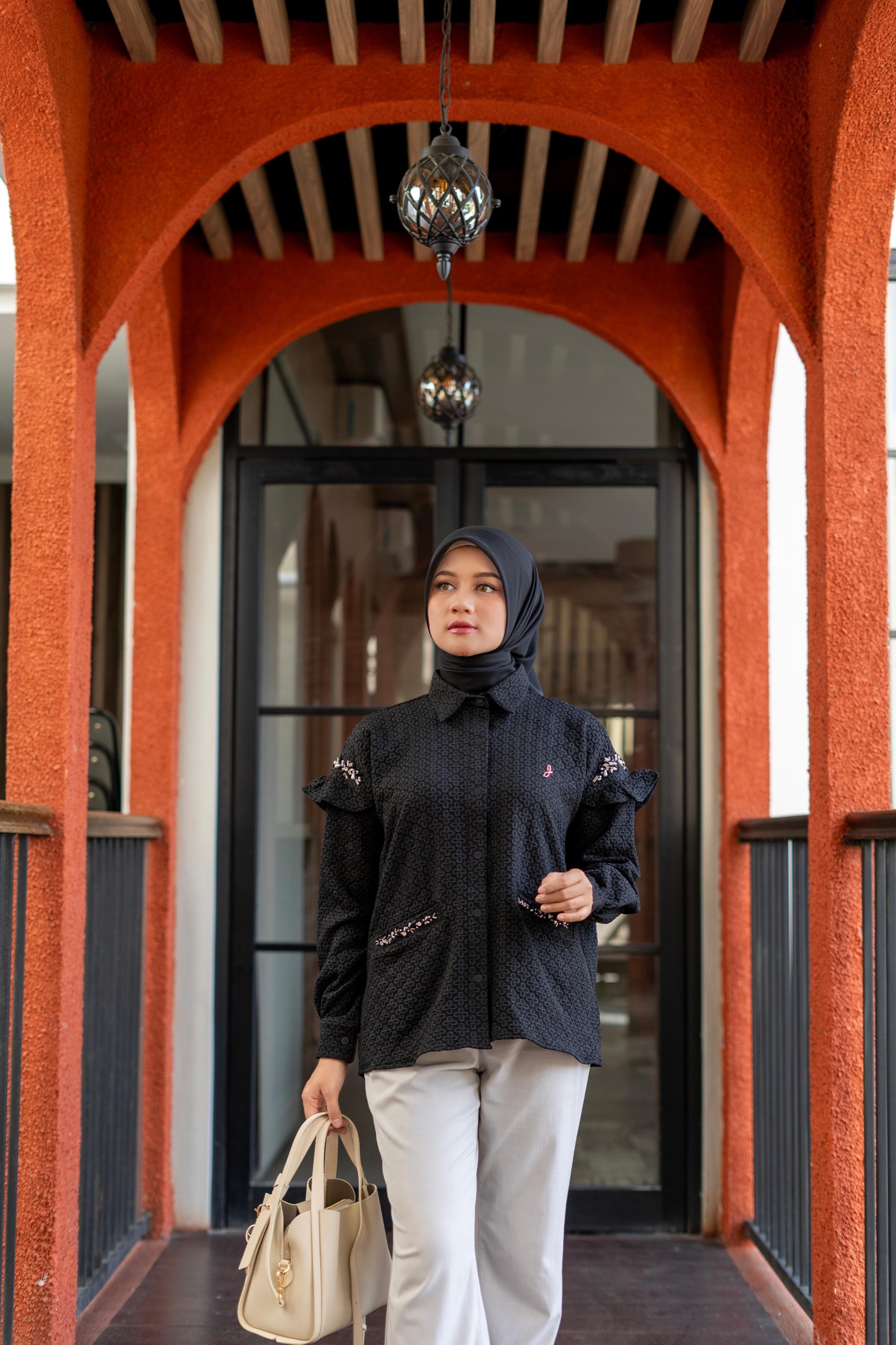 Binara Top Black