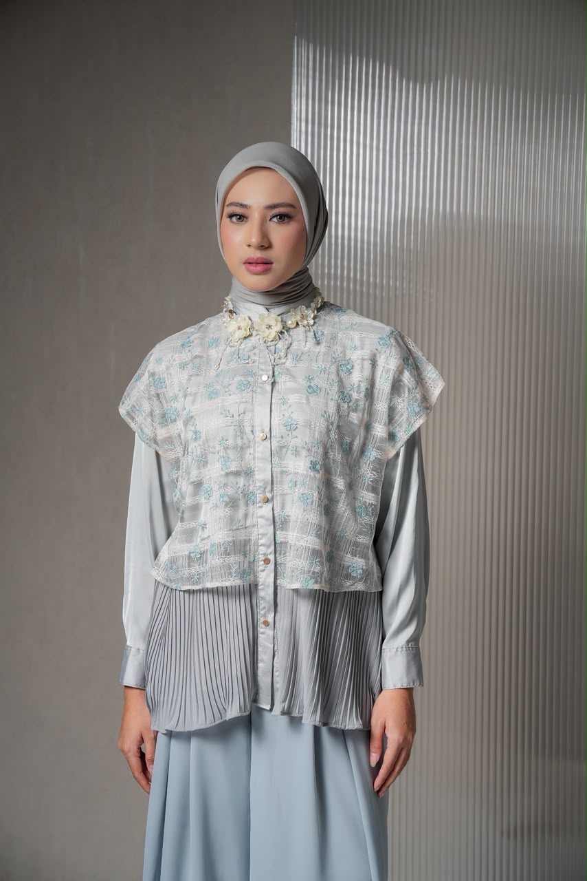 Chaima Top Ice Blue