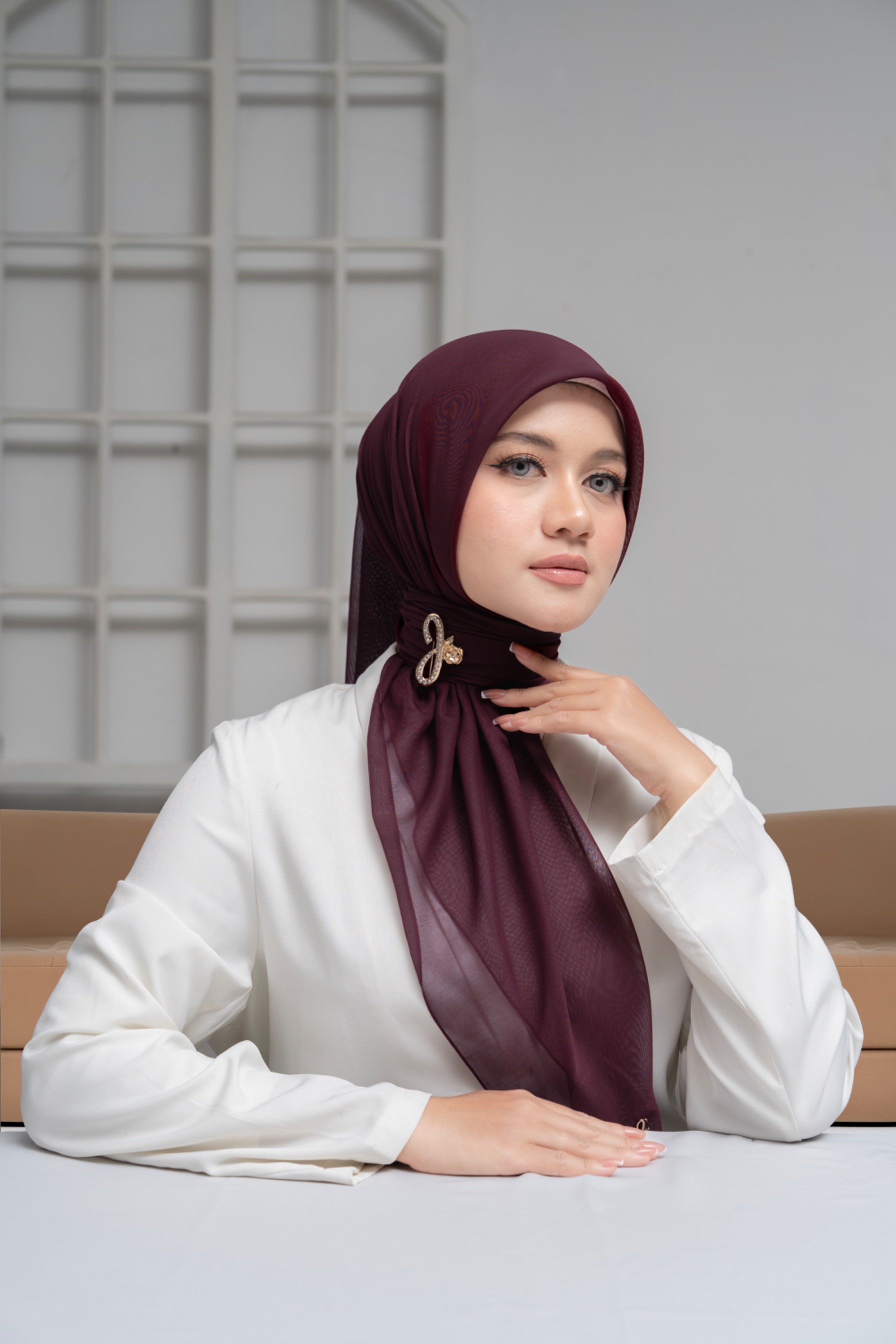 Jamila Paris Maroon