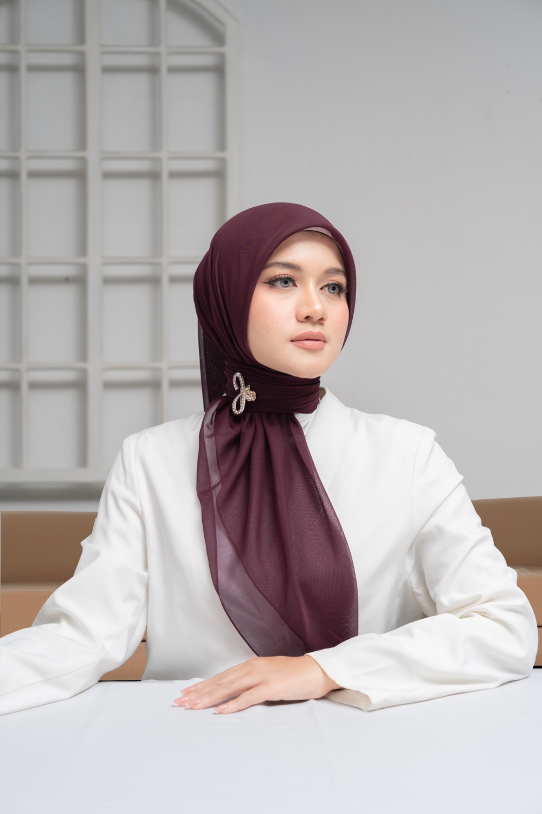 Jamila Paris Maroon