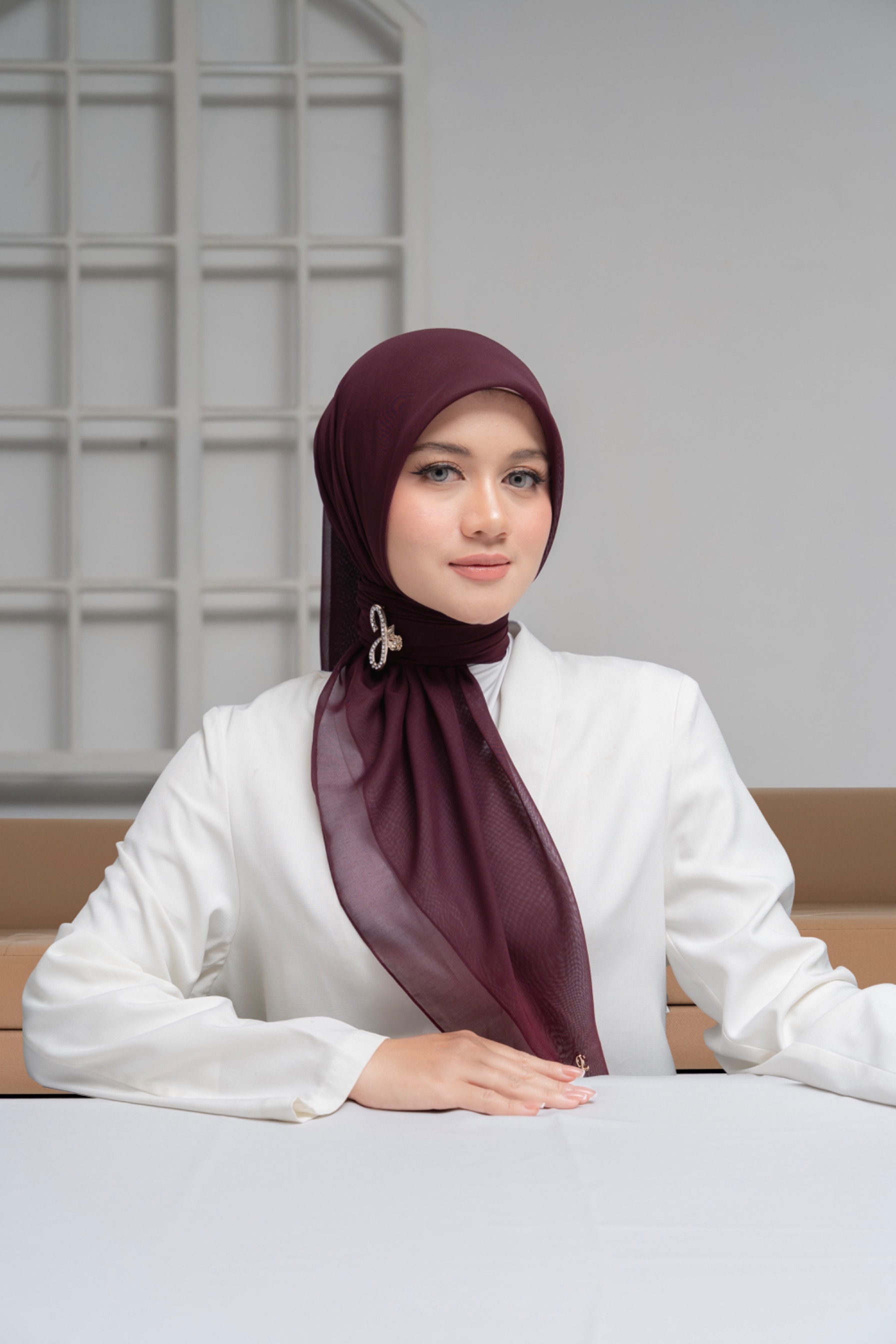 Jamila Paris Maroon