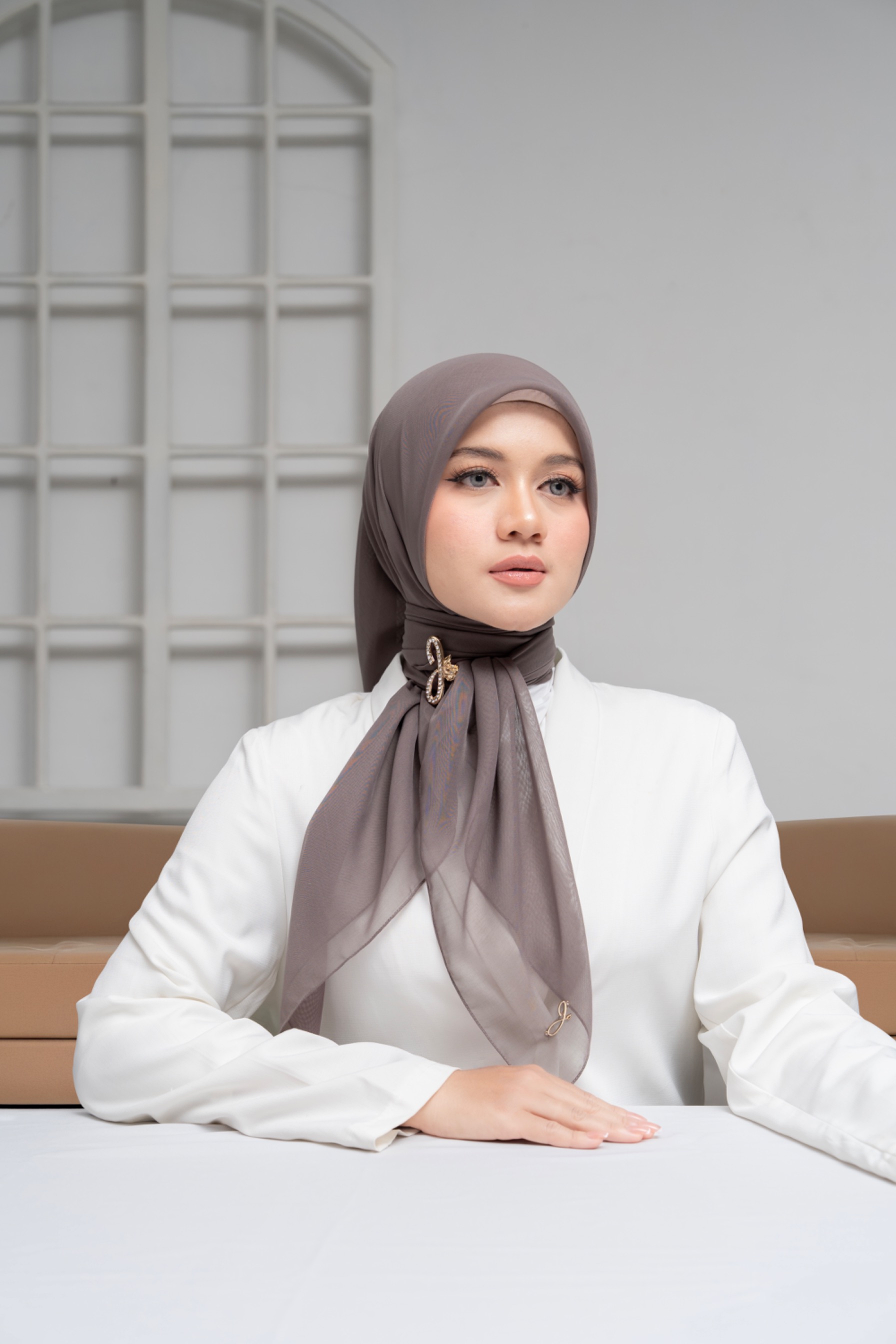 Jamila Paris Taupe 