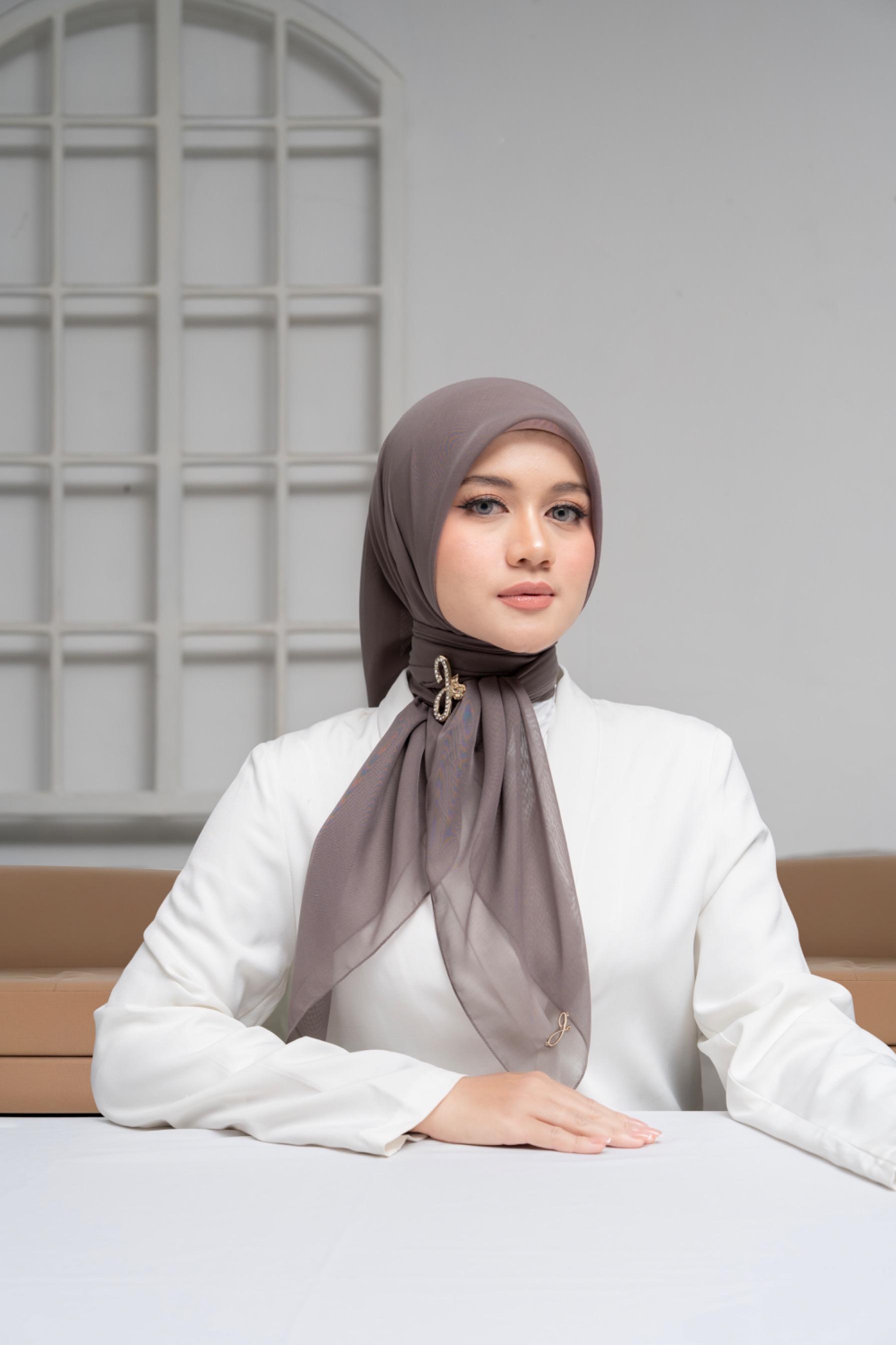 Jamila Paris Taupe 