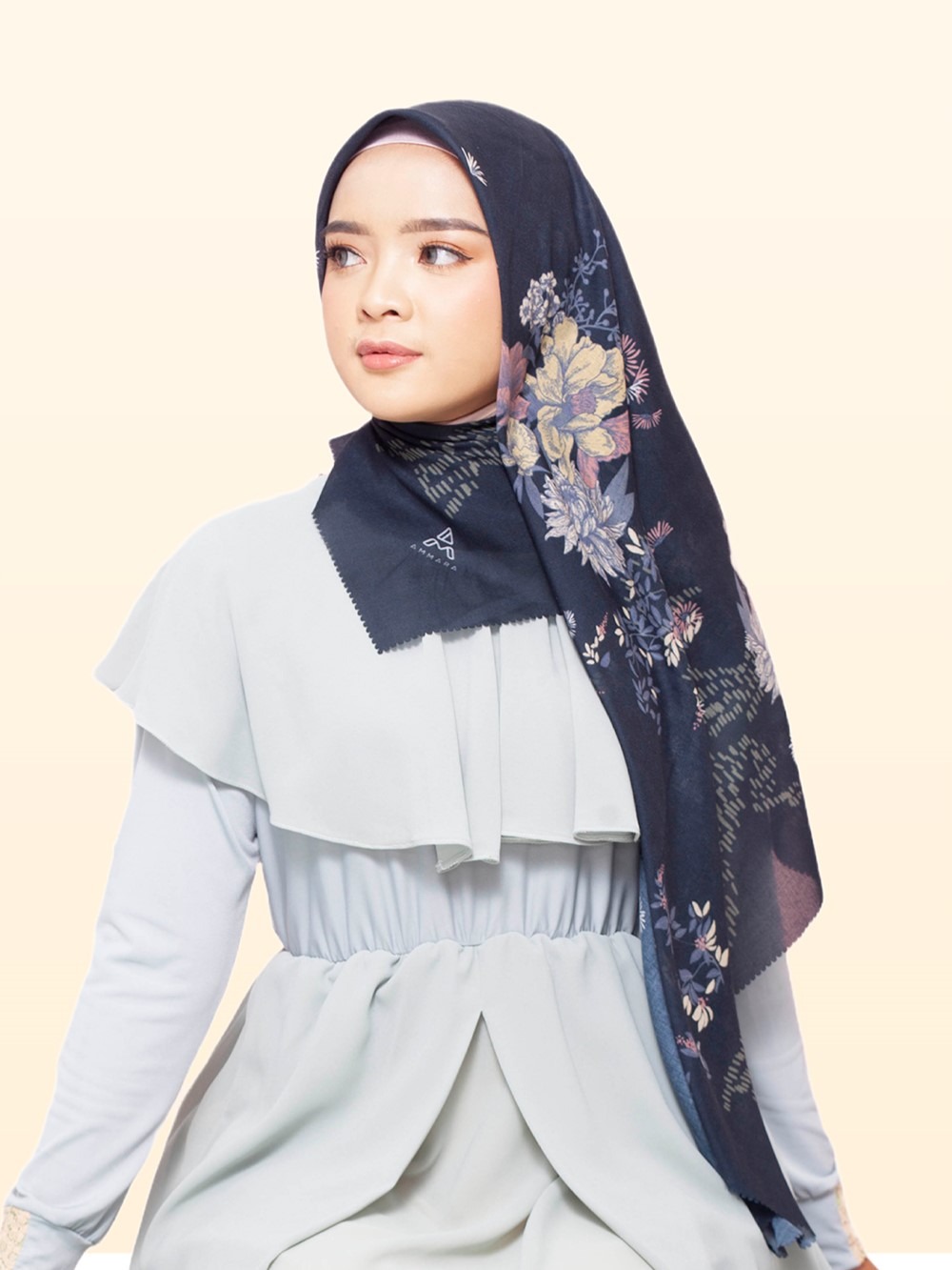 Scarf Le Meredien