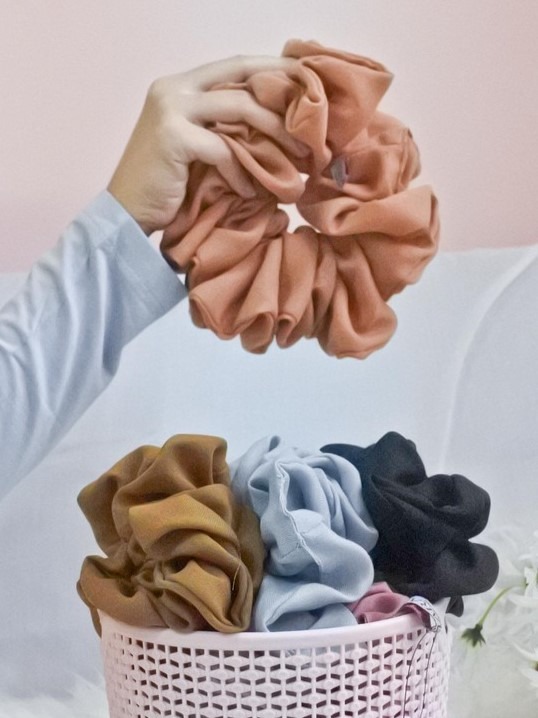 SCRUNCHIE Donut Set of 2