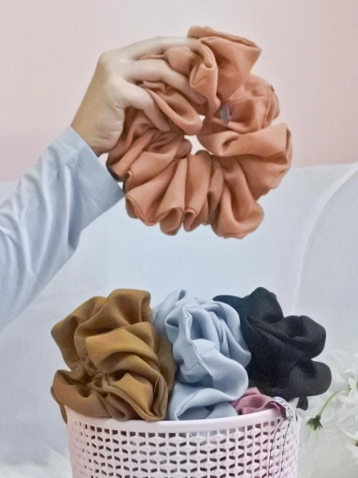 Image of SCRUNCHIE Donut Set of 2