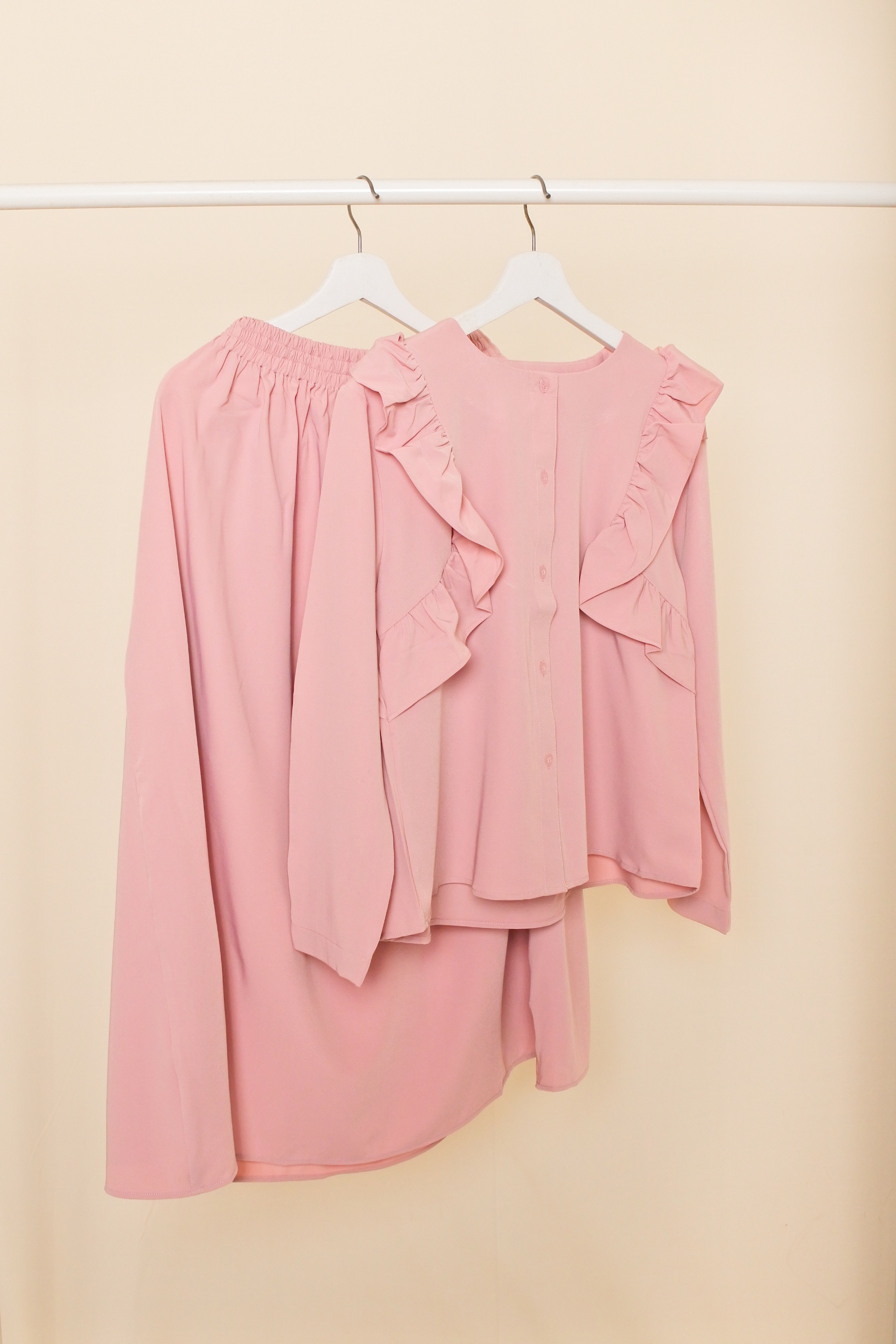 Set Emily (Atasan dan Rok)