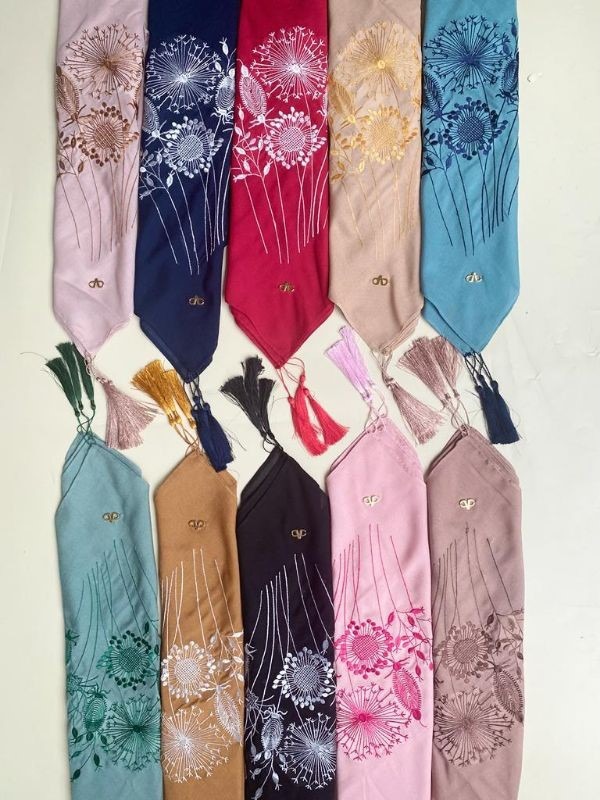 Embroidery Tassel Scarf