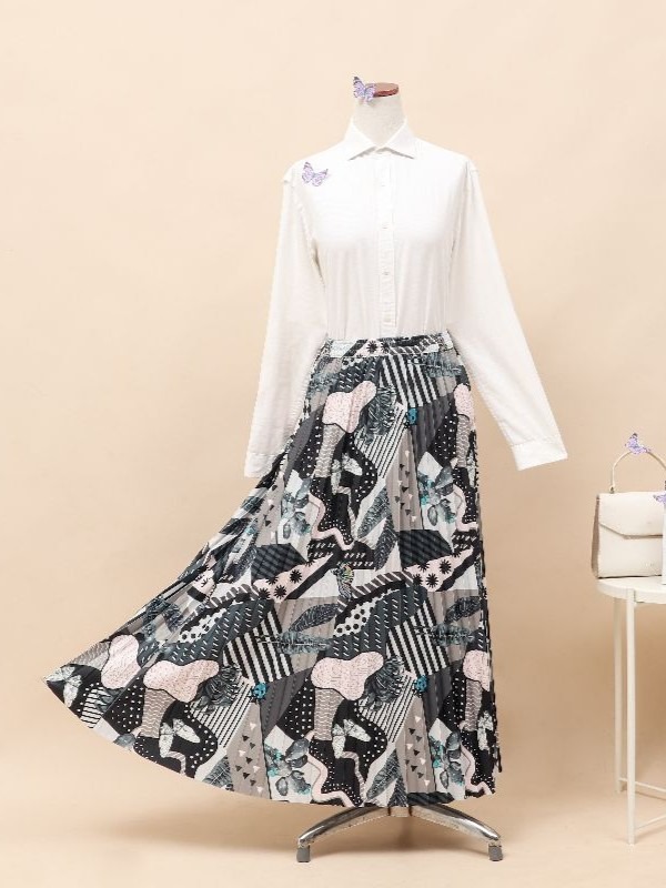 Butterfly Pleated Skirt