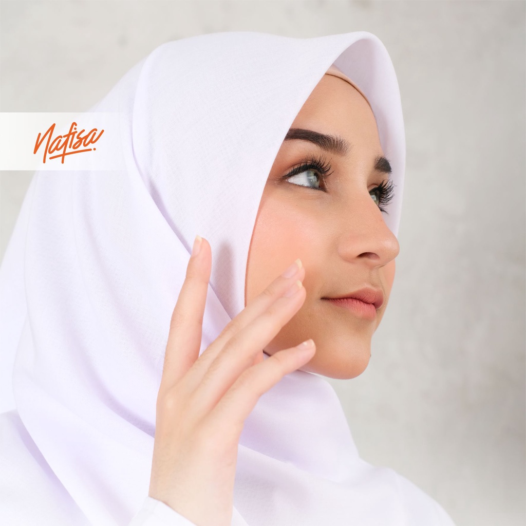 Nafisa Allura Size M Jilbab Segiempat Sekolah | Hijab Segiempat Remaja Scarf Polyester
