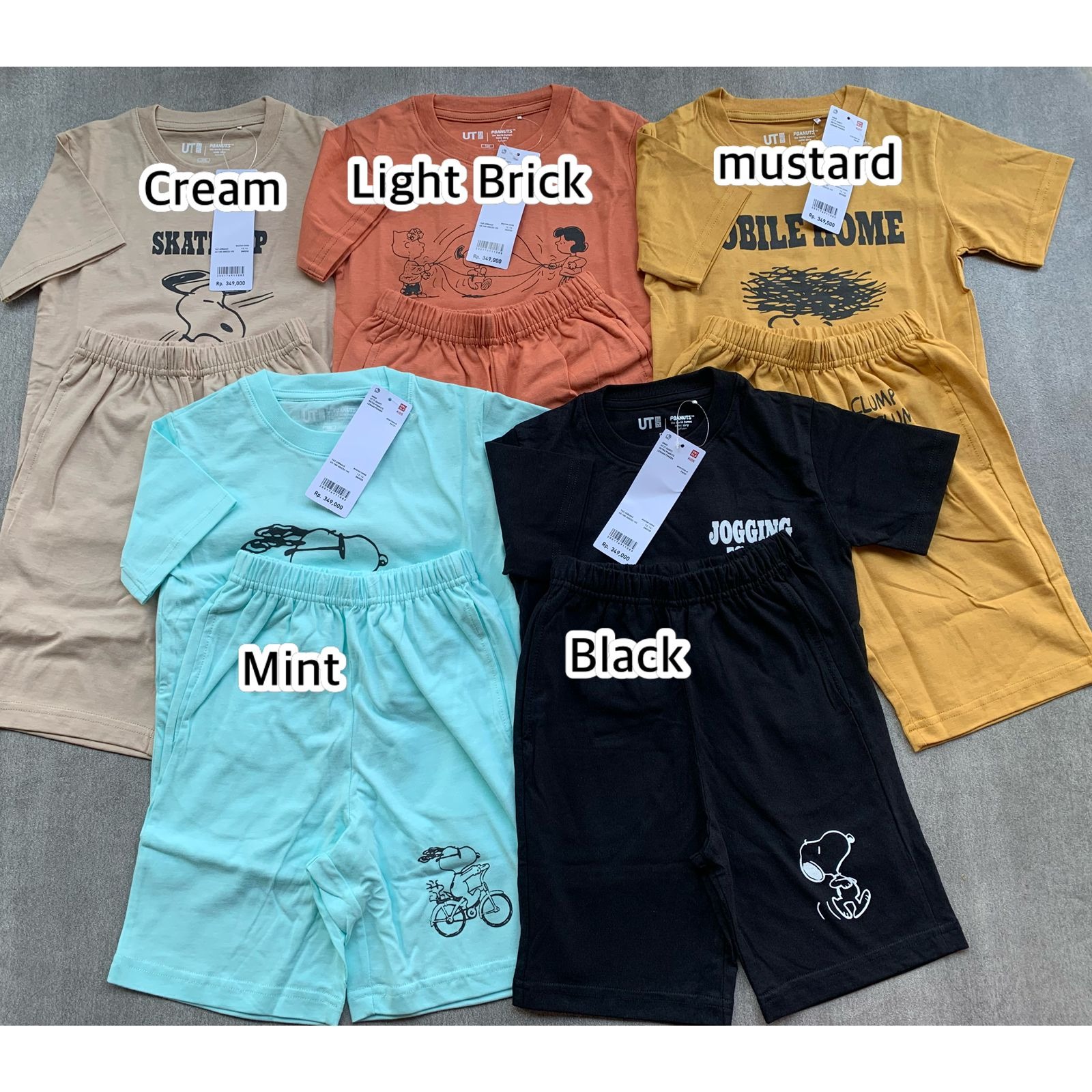 UNIQLO Setelan Unisex