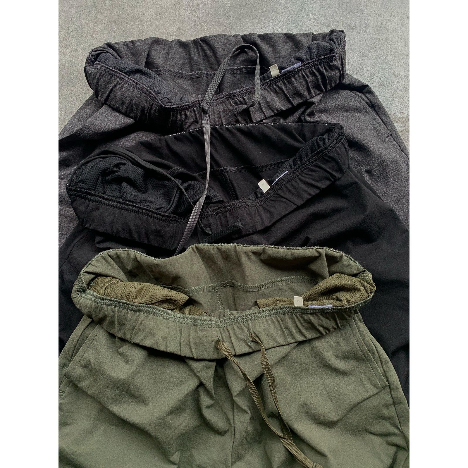 GU Dry Stretch Jogger Pants