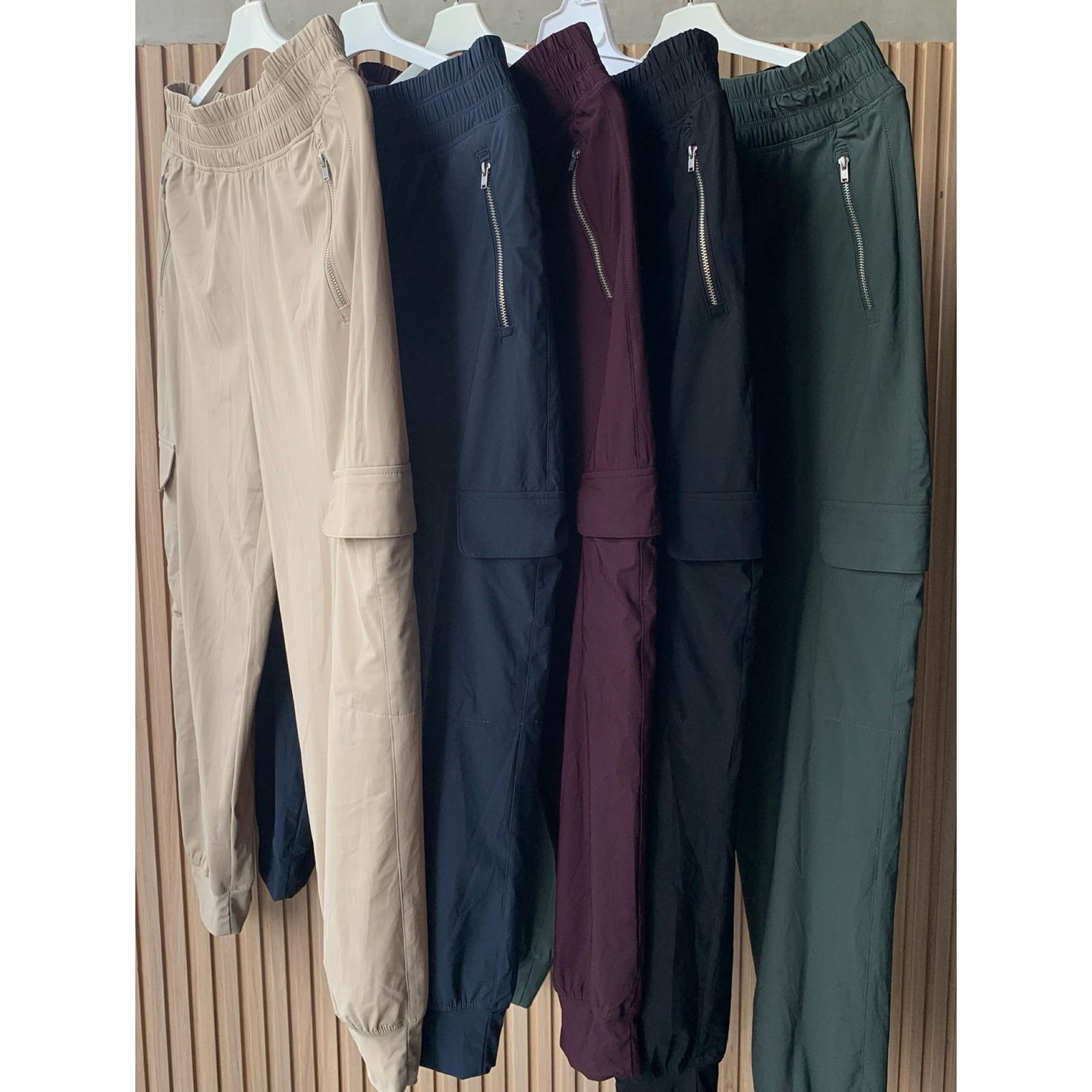 ON Women Cargo Jogger