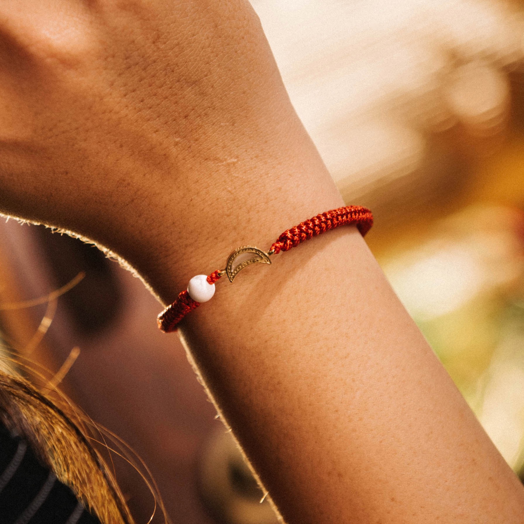 Red Strings - Chanduri