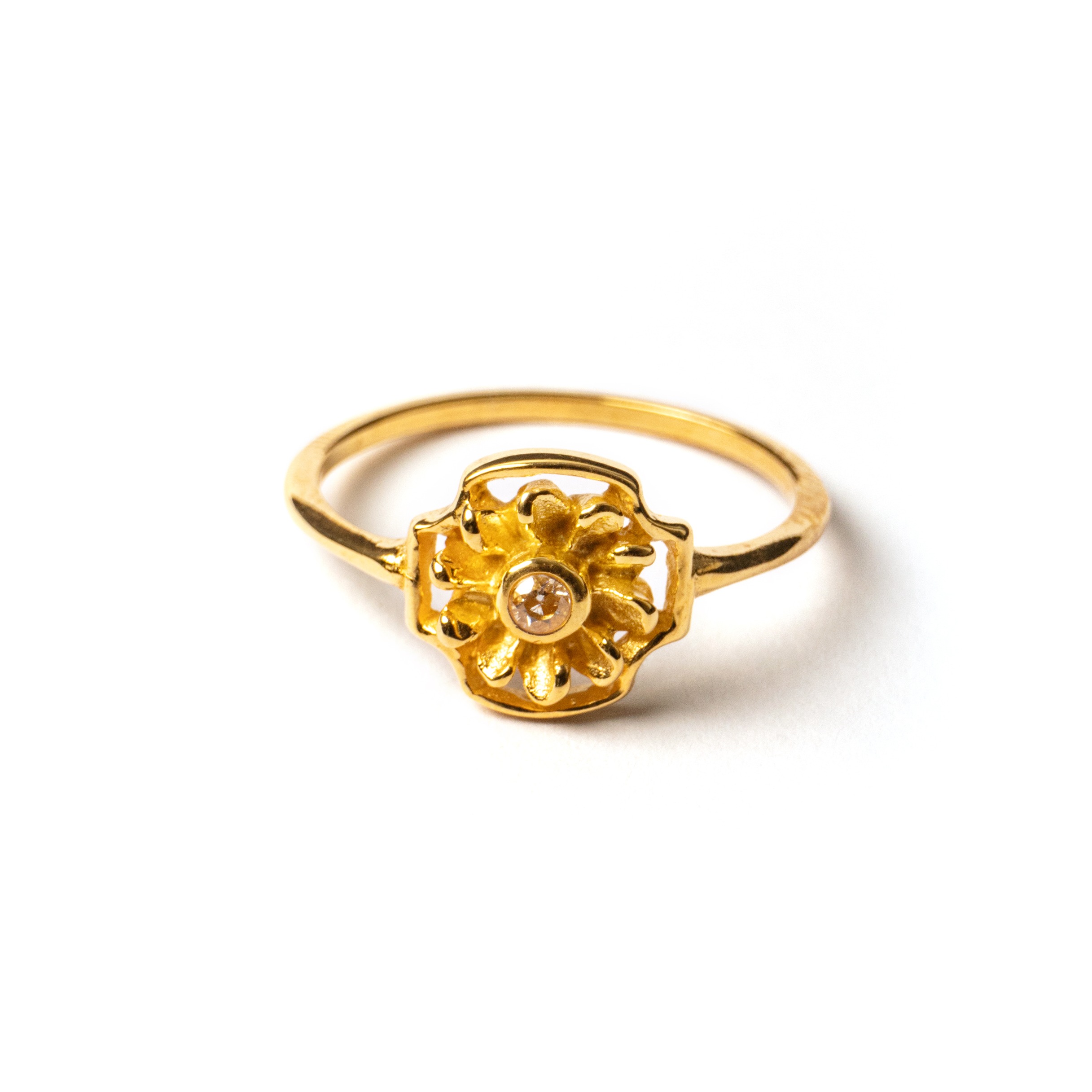 KAVACHA RING - NAVYA SERIES 925