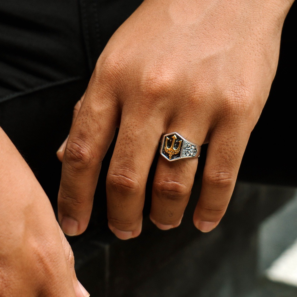 Tri Sula Ring