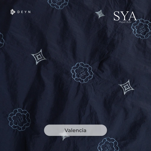 Image of Deyn Scarf - Sya Prayer Robe Hana Series 2 - Valencia