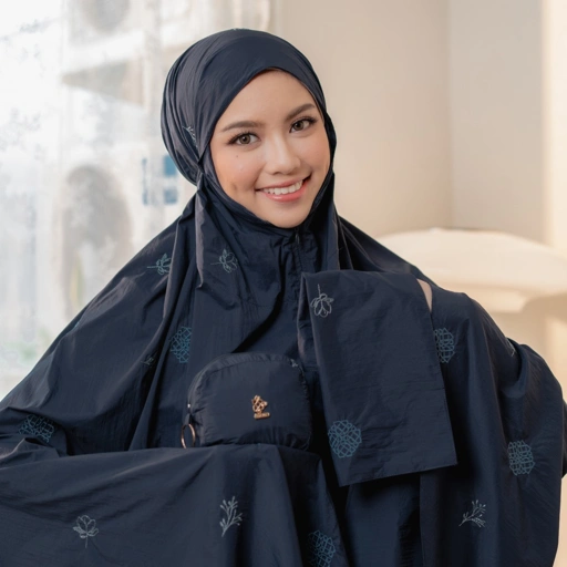Image of Deyn Scarf - Sya Prayer Robe - Valencia