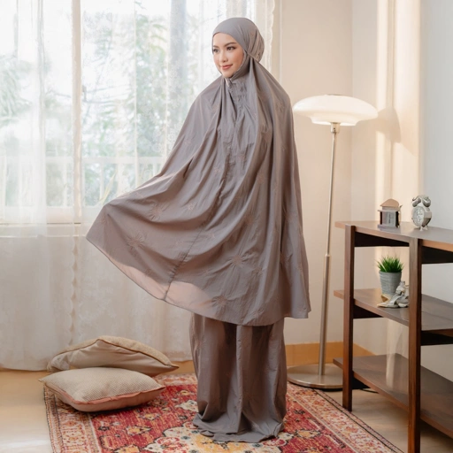Image of Deyn Scarf - Sya Prayer Robe - Shadow