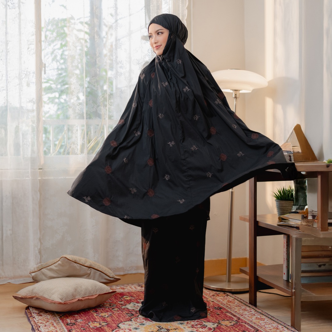 Deyn Scarf - Sya Prayer Robe Hana Series 2 - Black