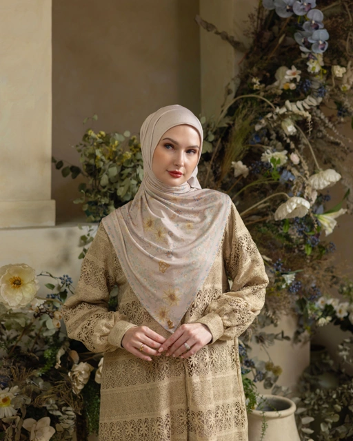 Image of Deyn Scarf - Nada Instan Scarf