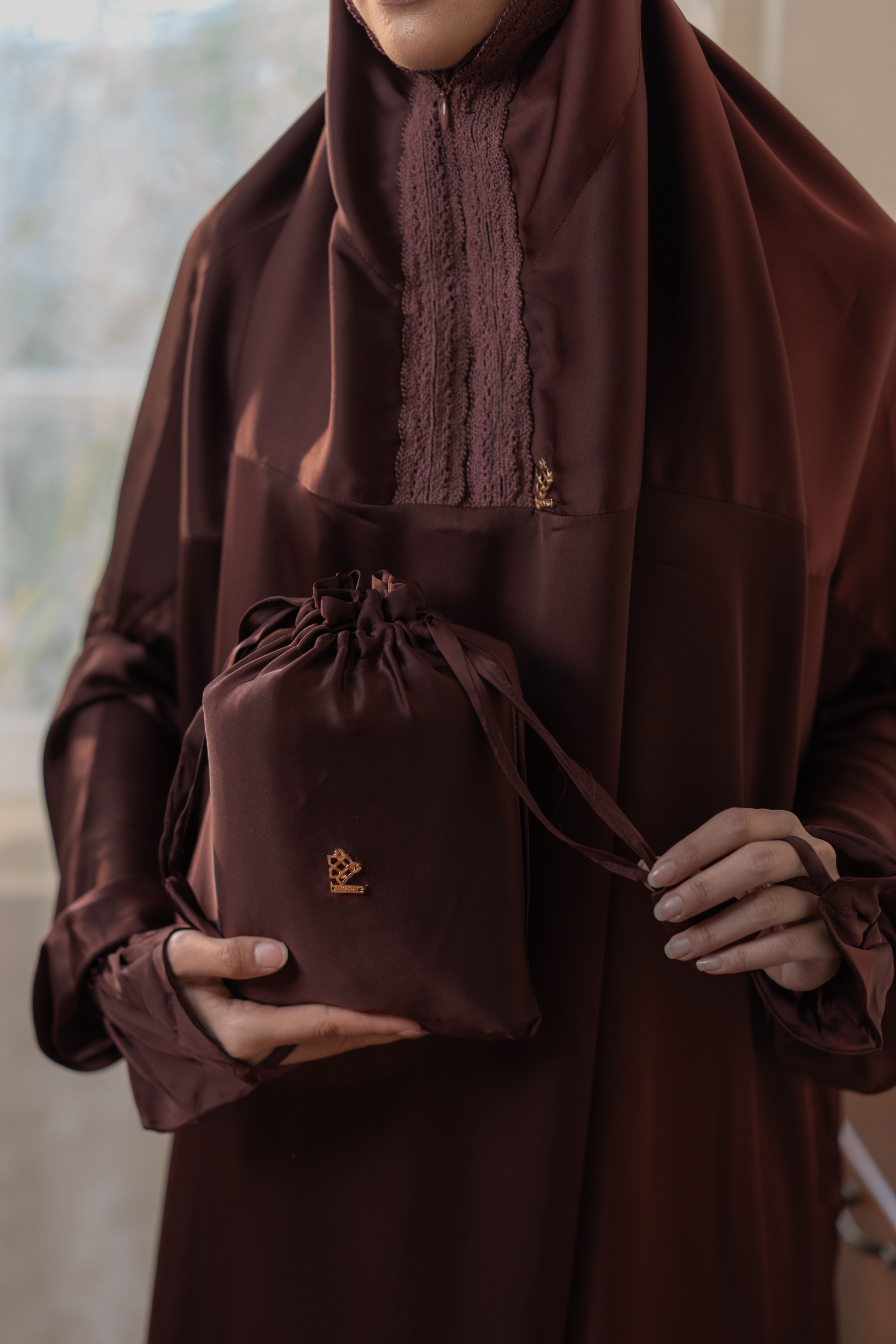 Deyn Scarf - Aida Prayer Robe - Accacia