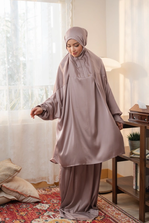 Image of Deyn Scarf - Aida Prayer Robe - Tearose