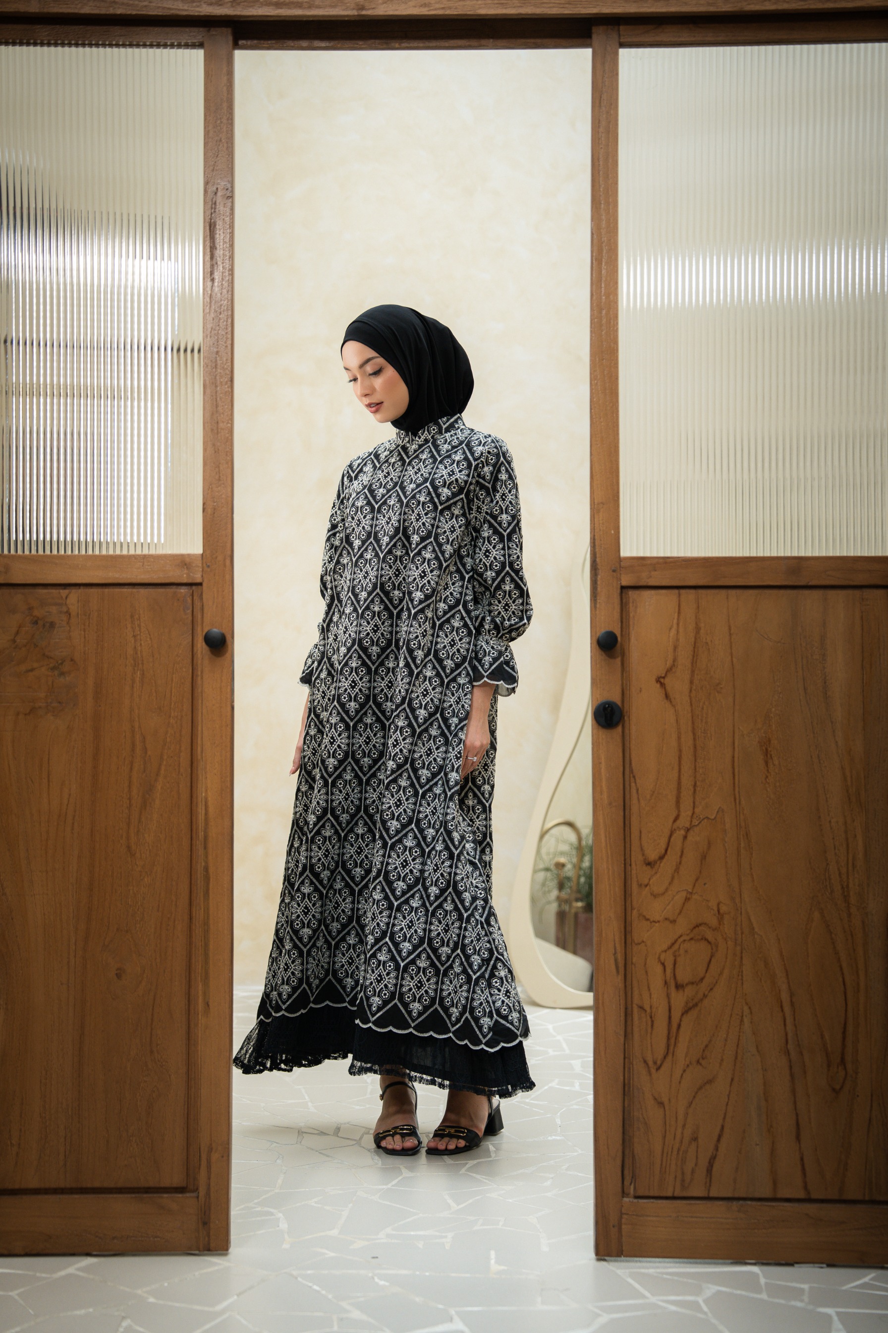 Deyn Scarf - Anara Dress - Black