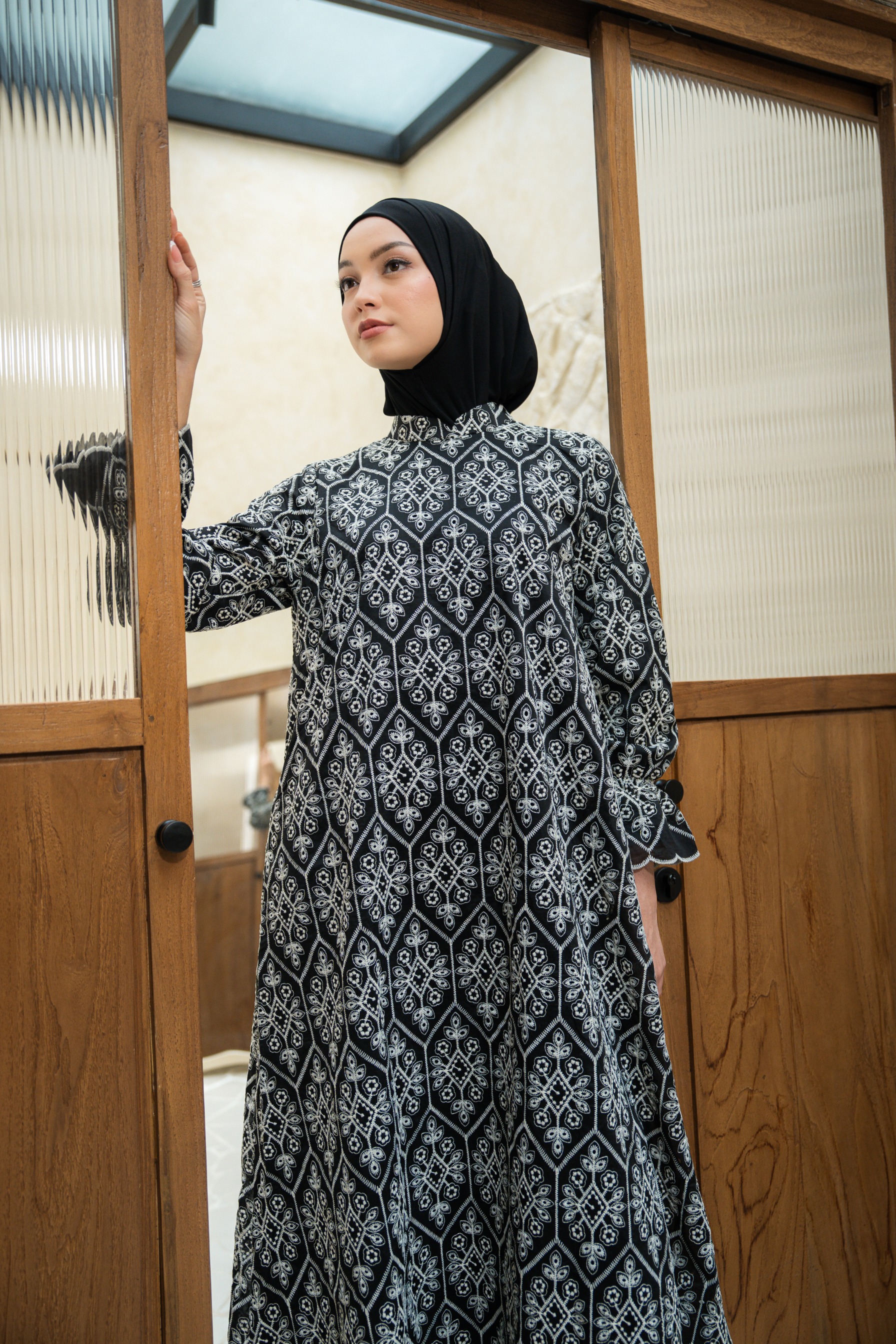 Deyn Scarf - Anara Dress - Black