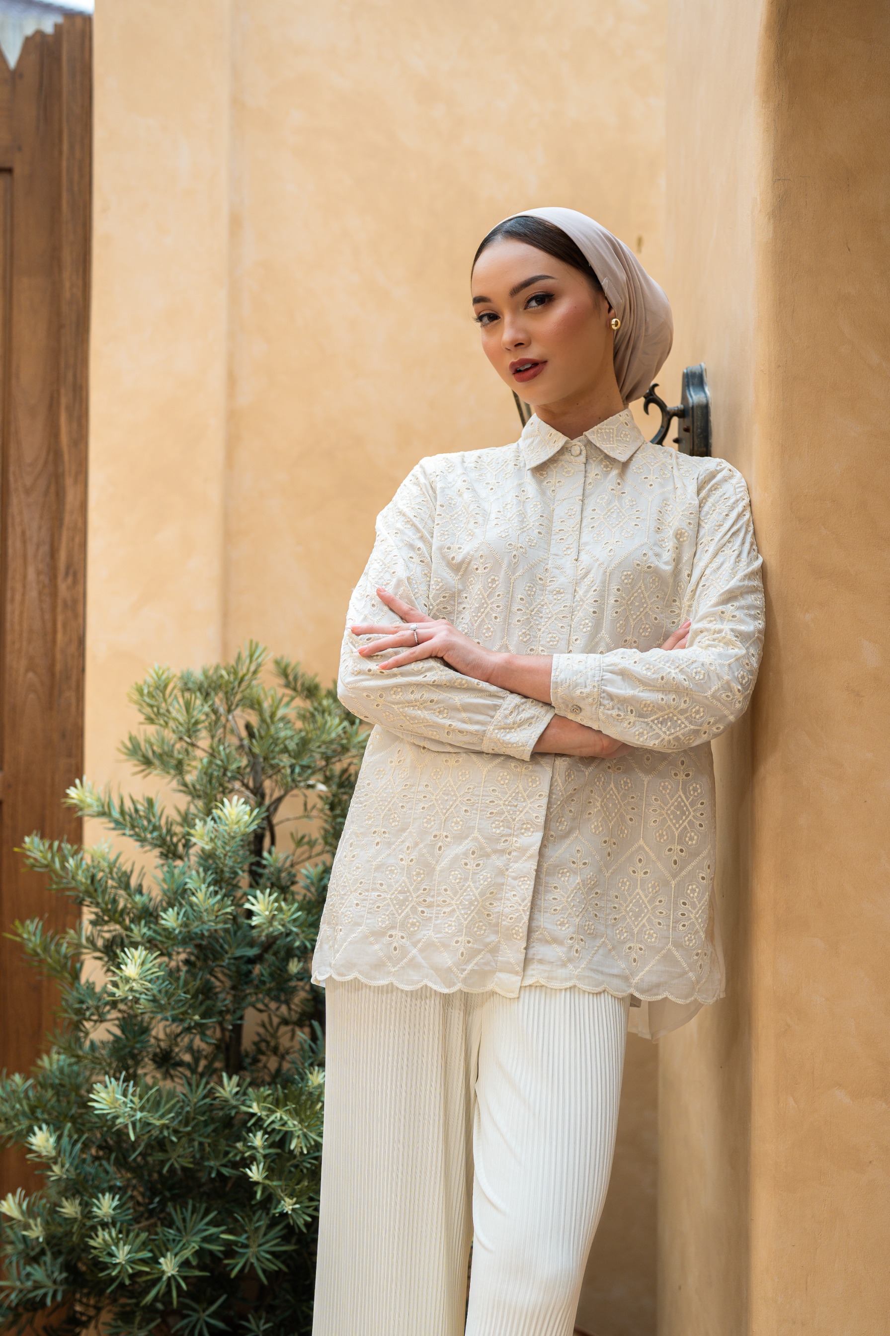 Deyn Scarf - Anara Shirt - Vanilla
