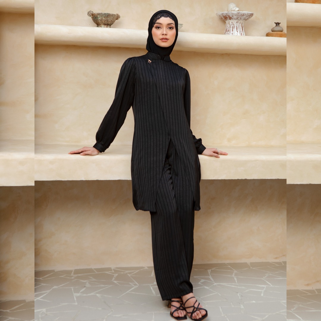 Deyn Scarf - Sora Set Tunic - Black