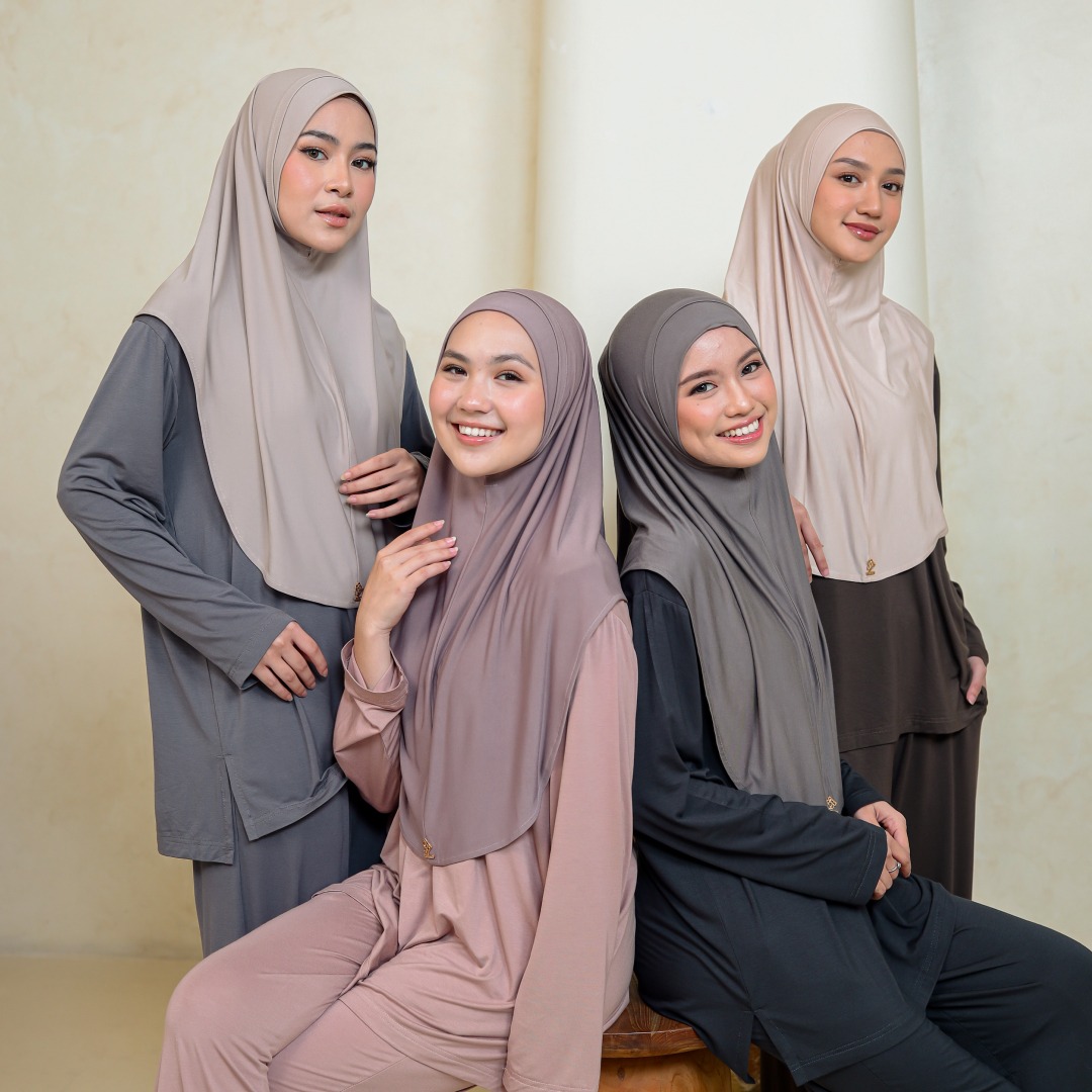 Deyn Scarf - Her Long Version