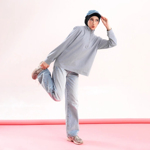 Deyn Scarf - Spill The Tee (Zipper Tee) - Cloud