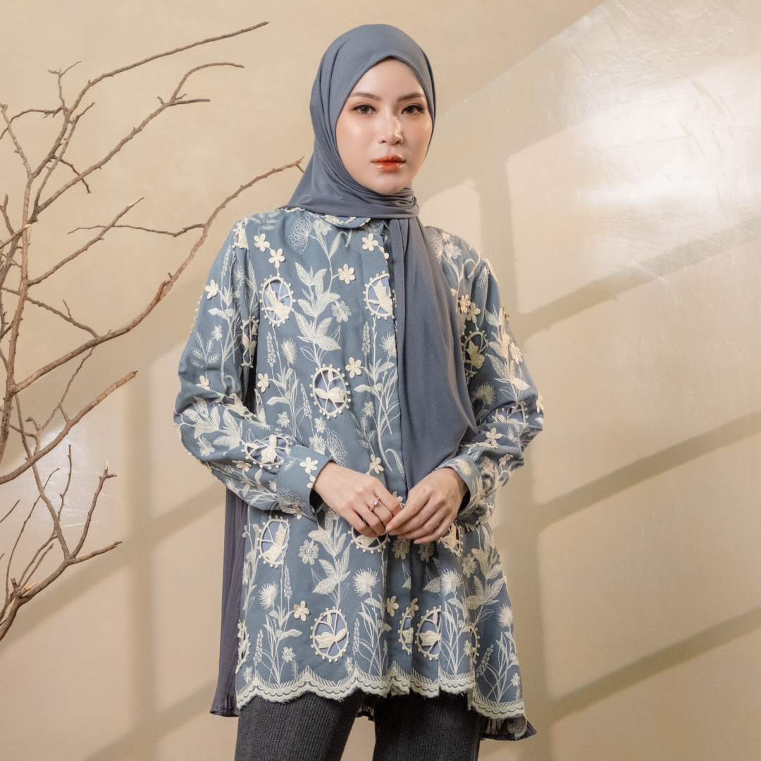 Deyn Scarf - Calla Blouse - Frost